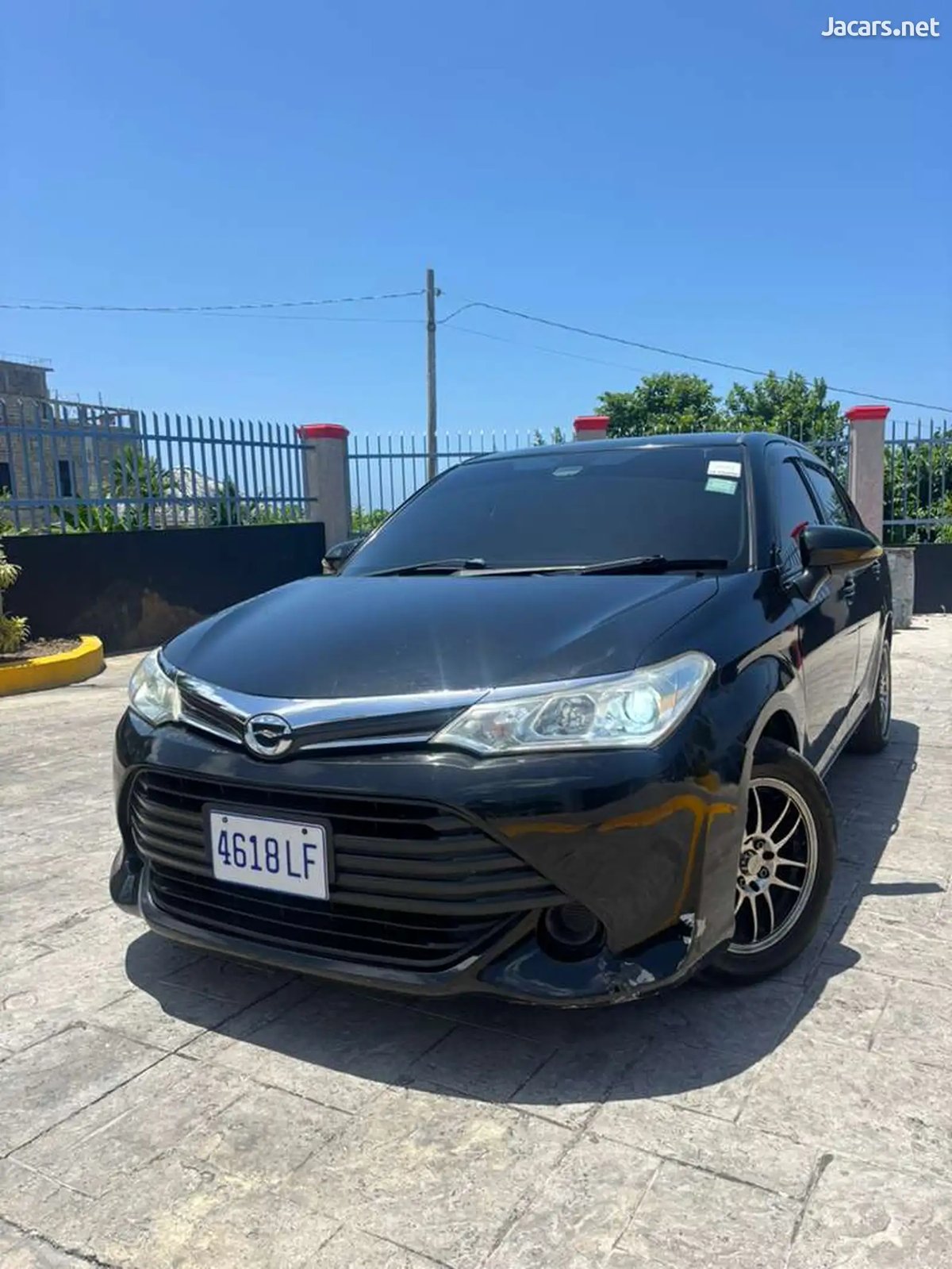 2015 TOYOTA Axio