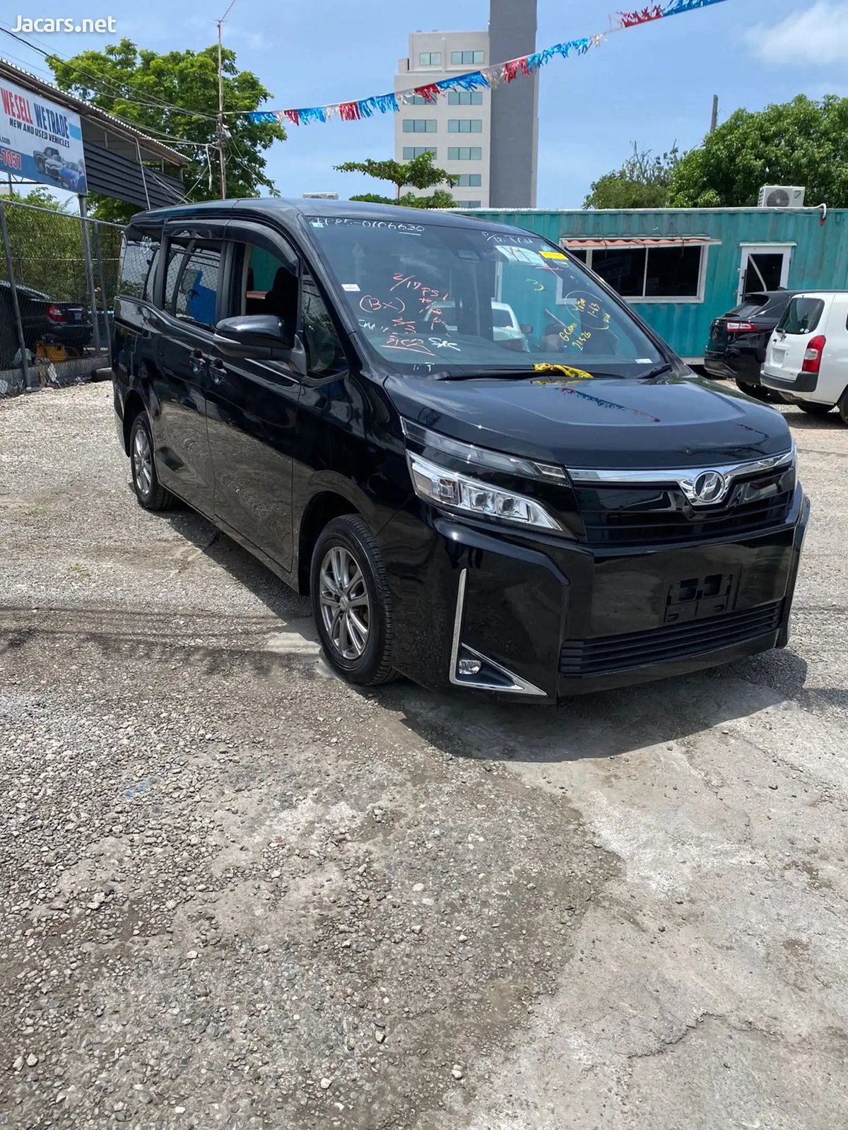 2018 TOYOTA Voxy