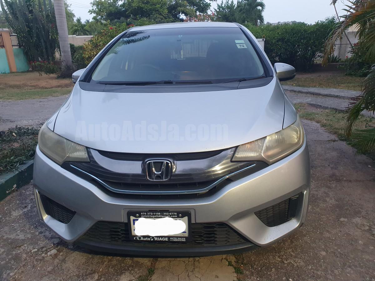 2014 HONDA FIT HYBRID
