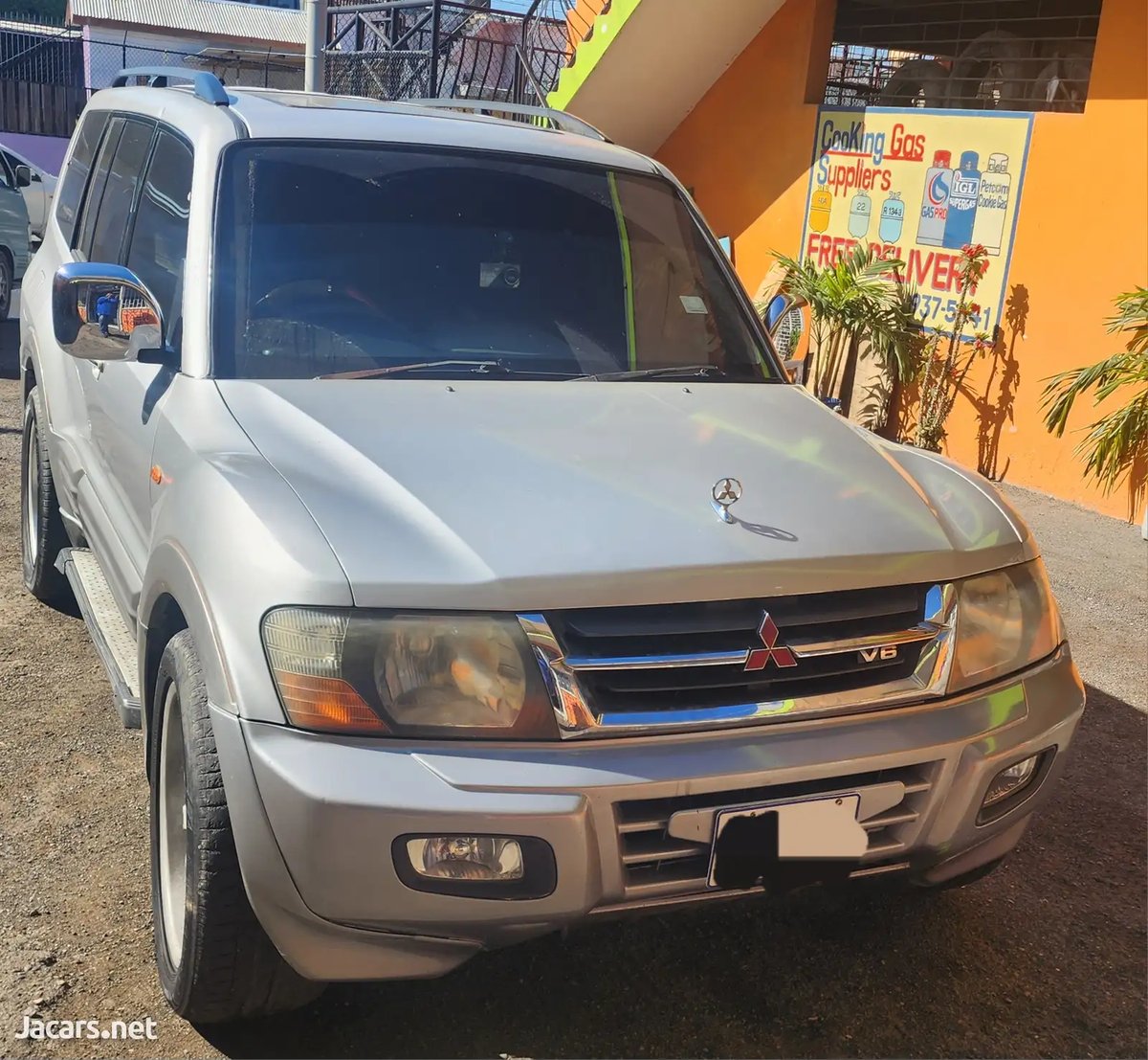 2001 MITSUBISHI Pajero