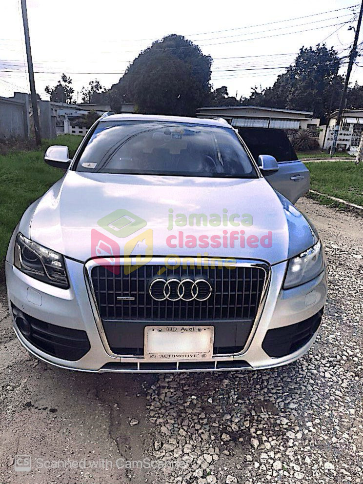 2012 AUDI Q5