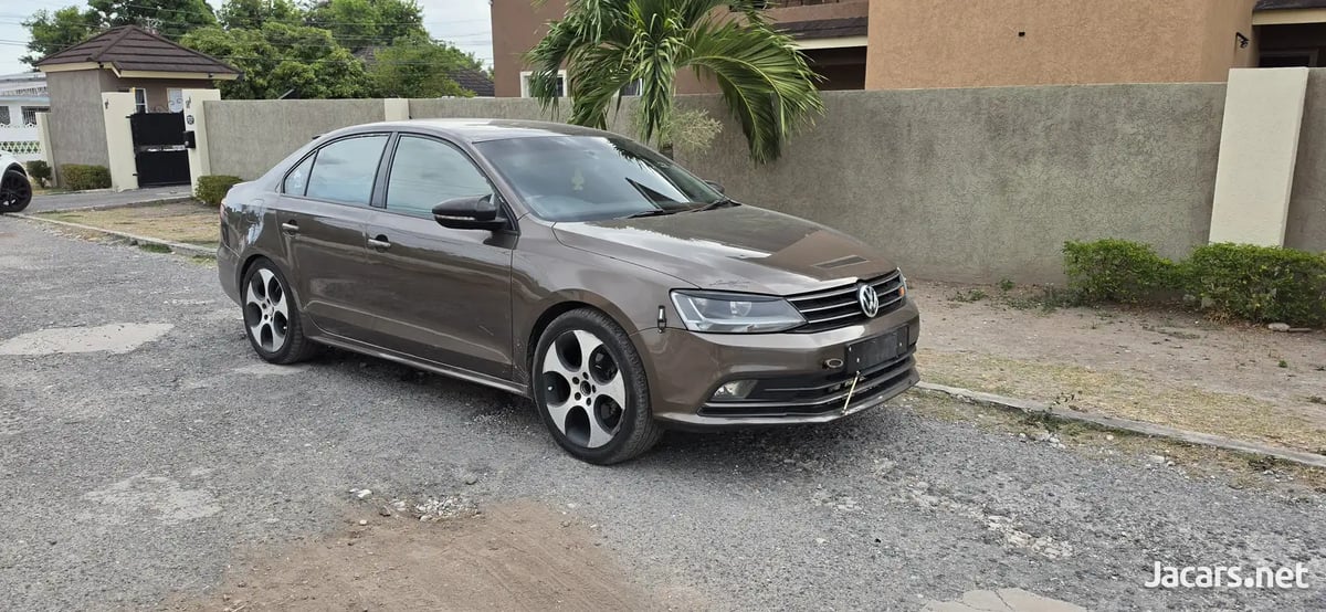 2016 VOLKSWAGEN Jetta