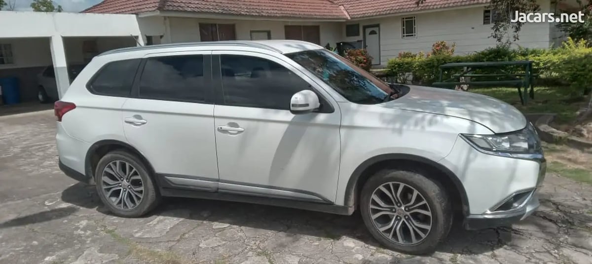 2016 MITSUBISHI Outlander/Airtrek