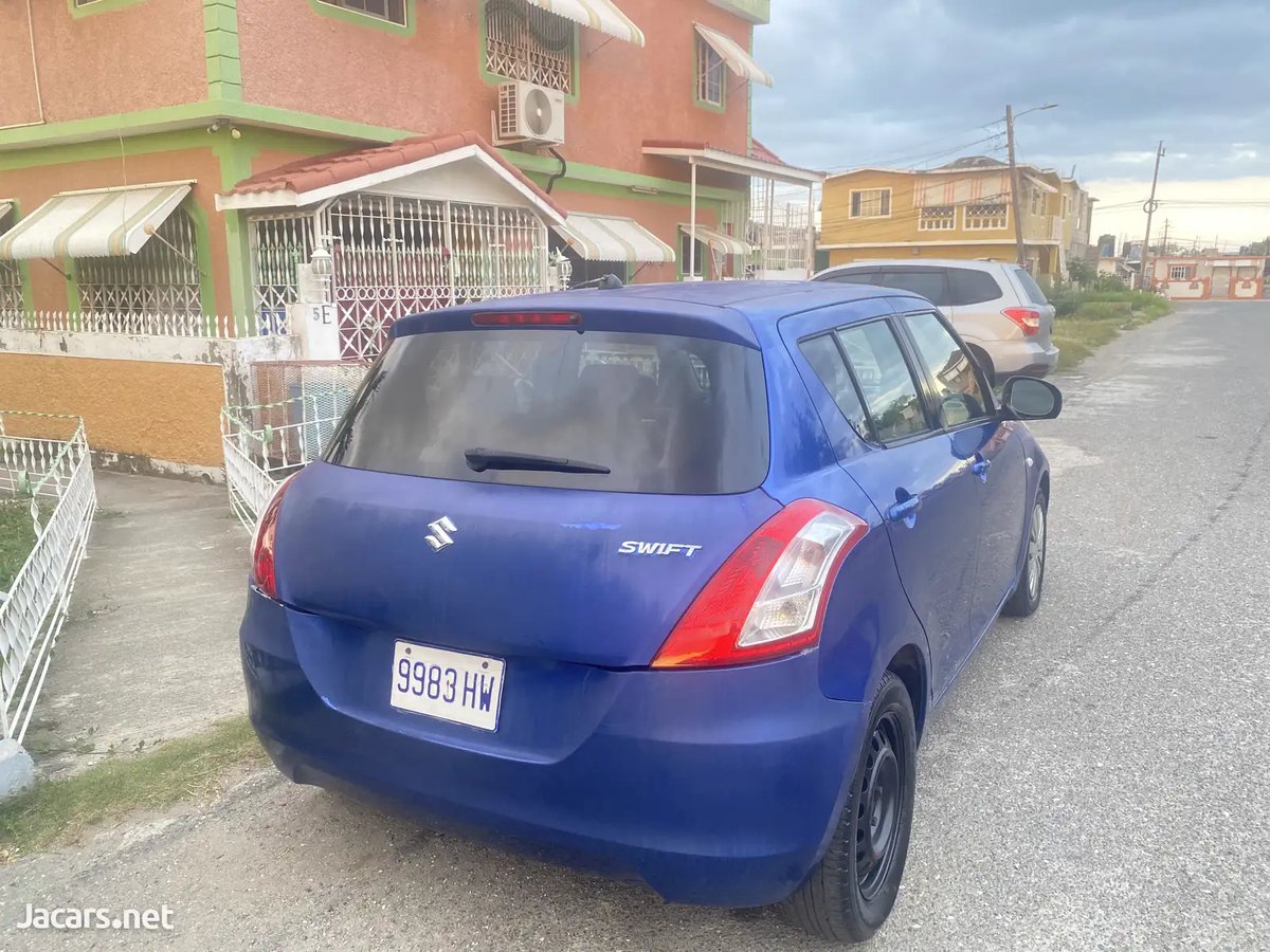 2015 SUZUKI Swift