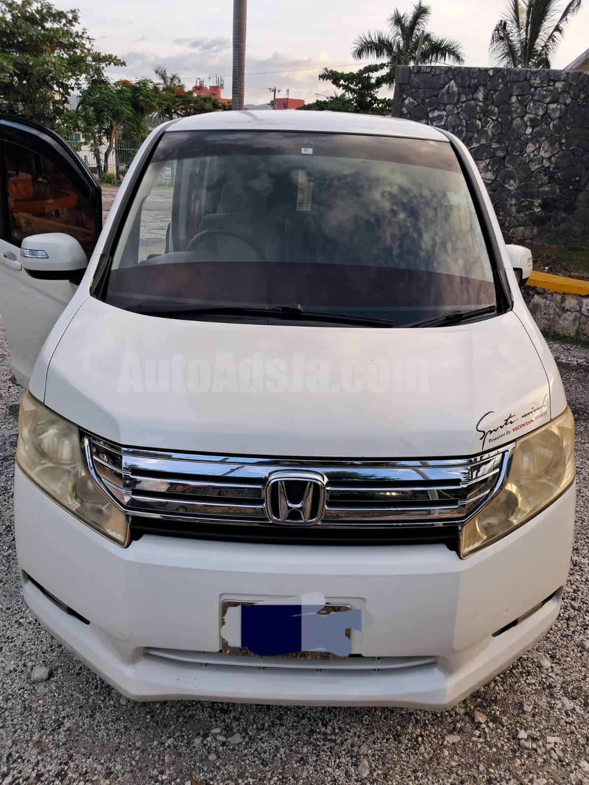 2010 HONDA STEPWAGON