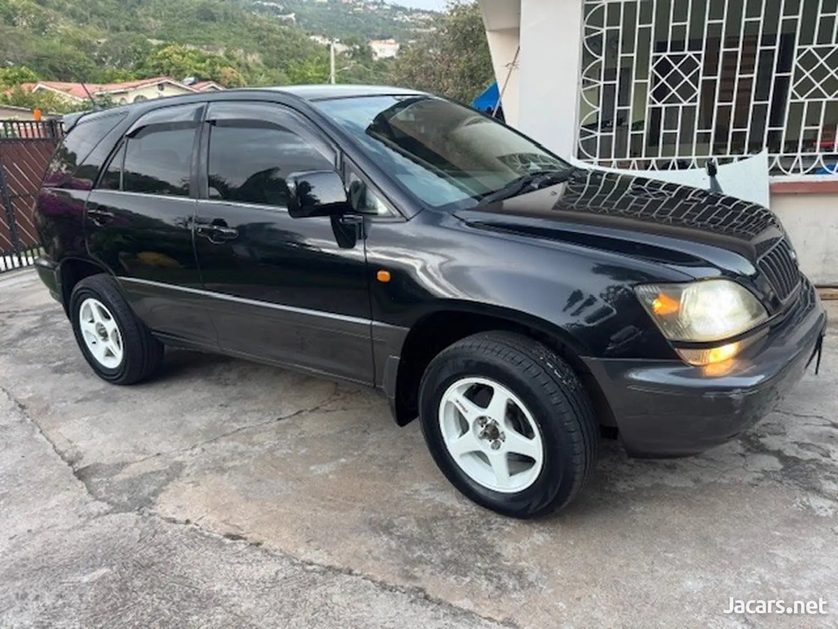 1999 TOYOTA Harrier