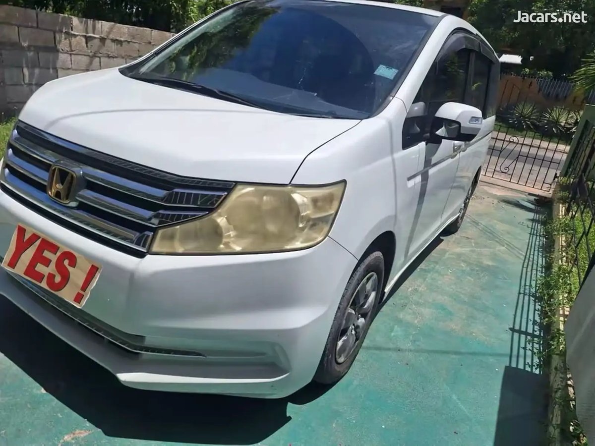 2014 HONDA Stepwagon