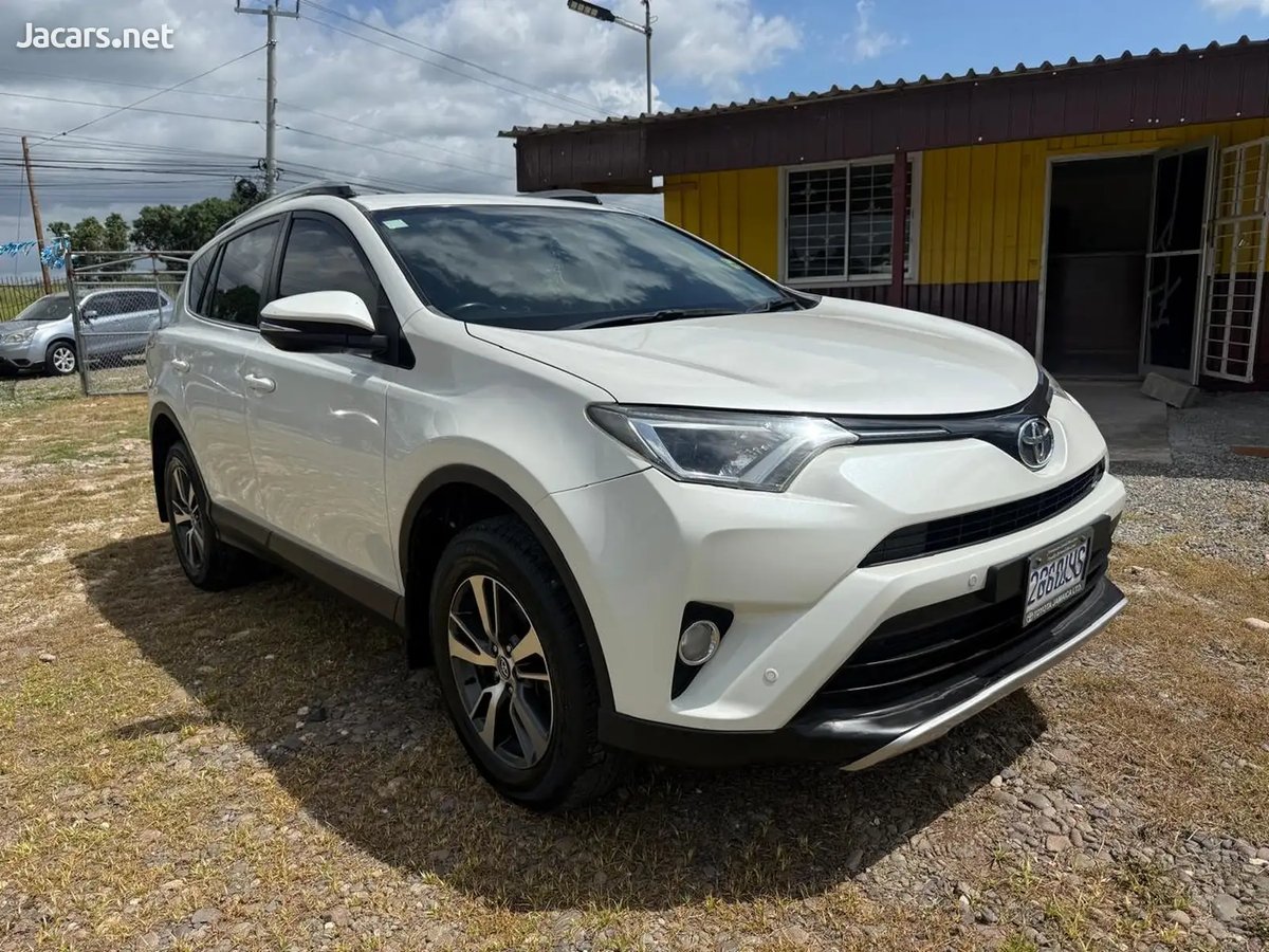 2018 TOYOTA RAV4