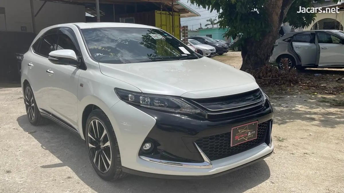 2016 TOYOTA Harrier