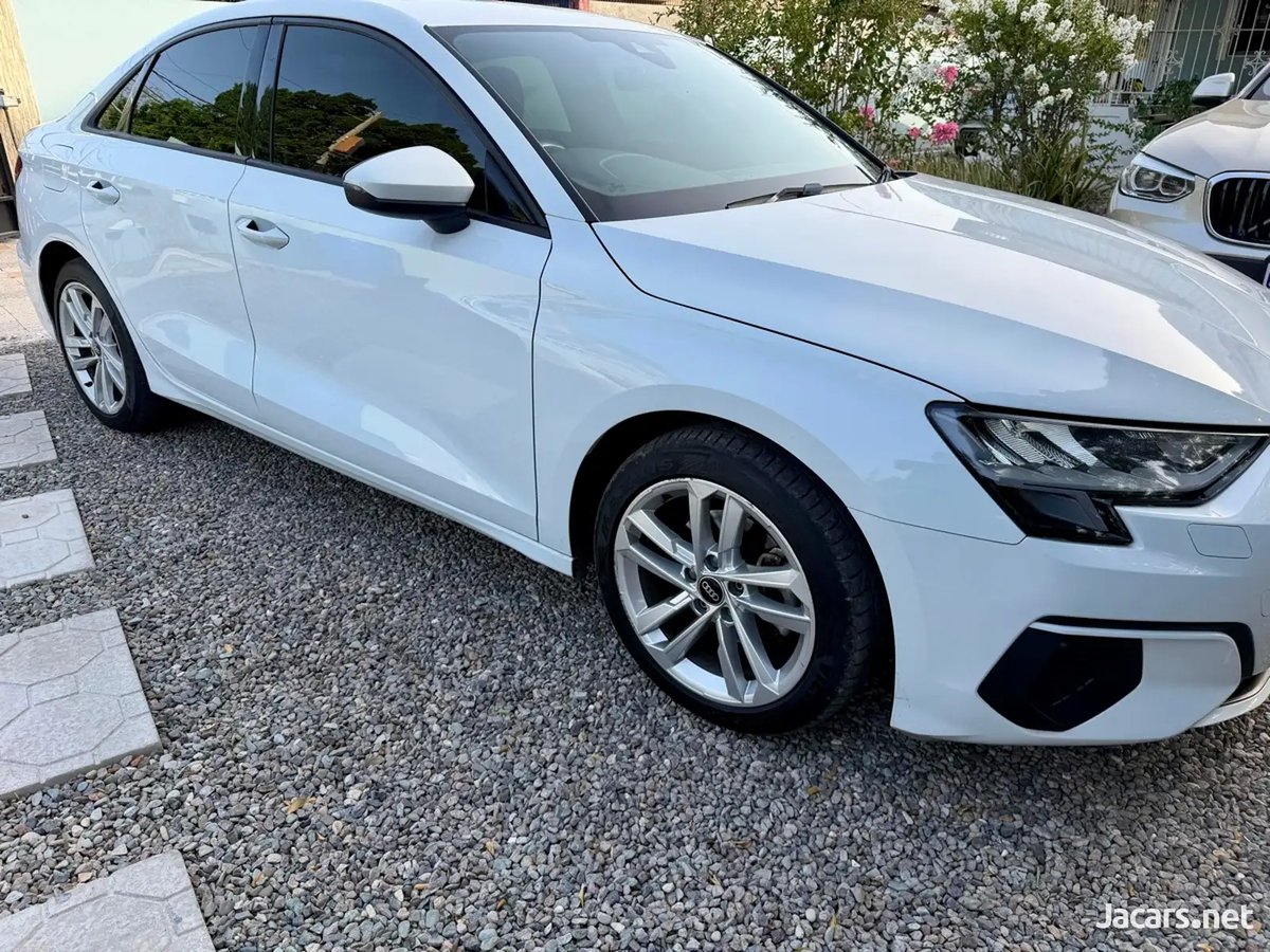 2022 AUDI A3