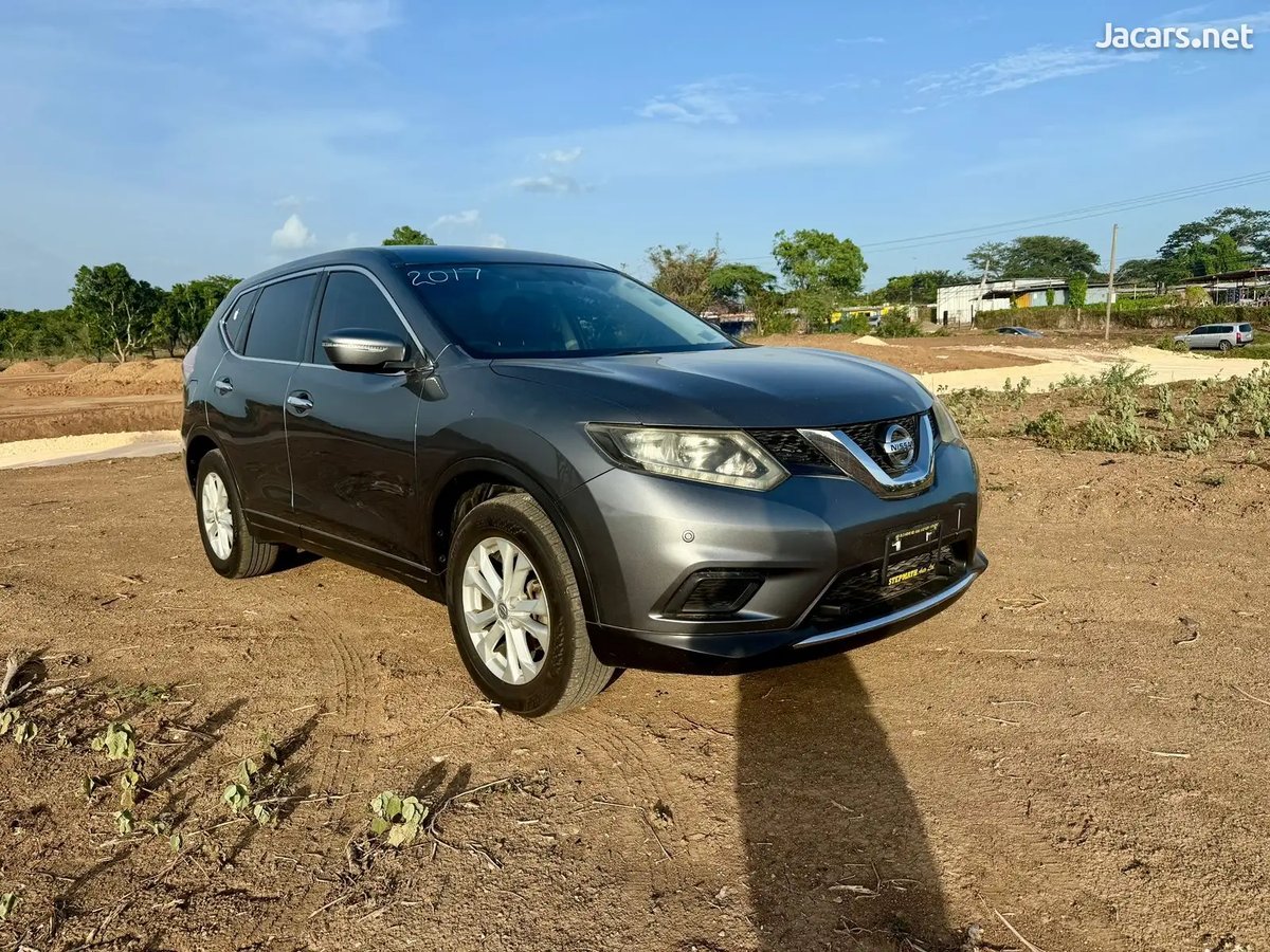 2017 NISSAN X-Trail