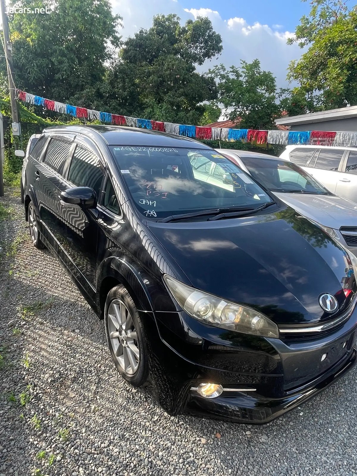 2011 TOYOTA Wish