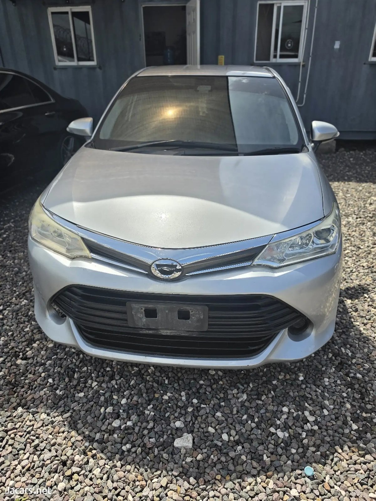 2017 TOYOTA Axio