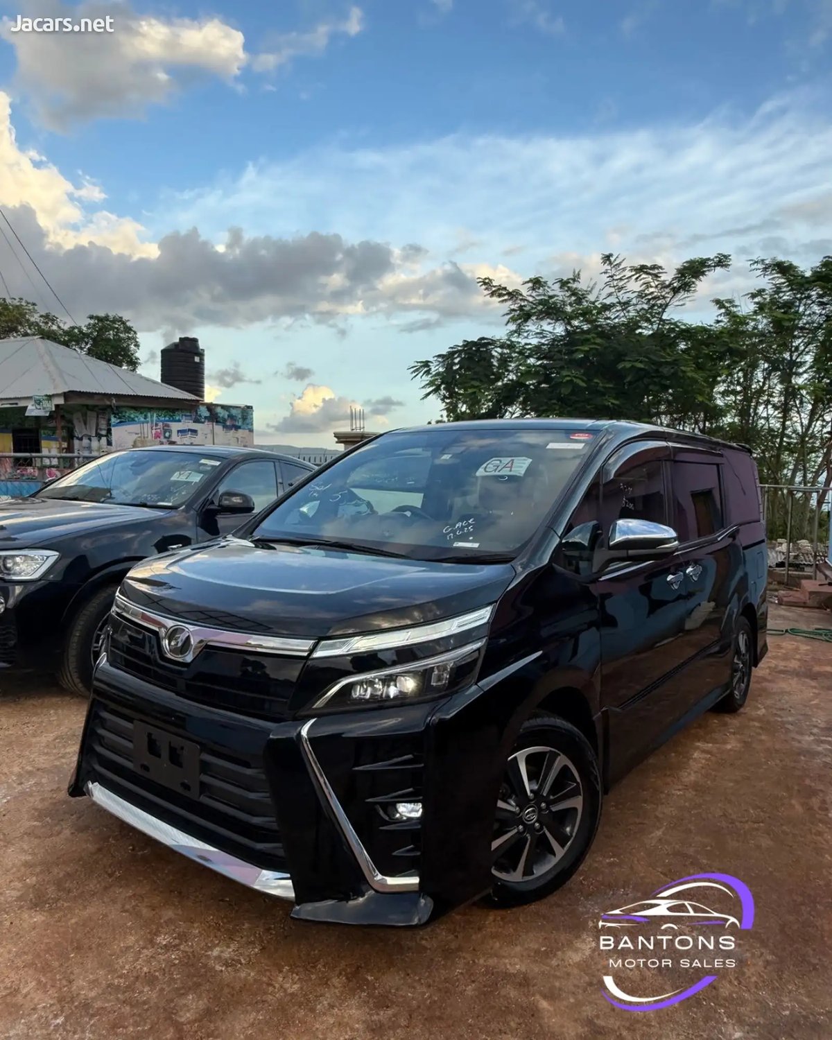 2018 TOYOTA Voxy