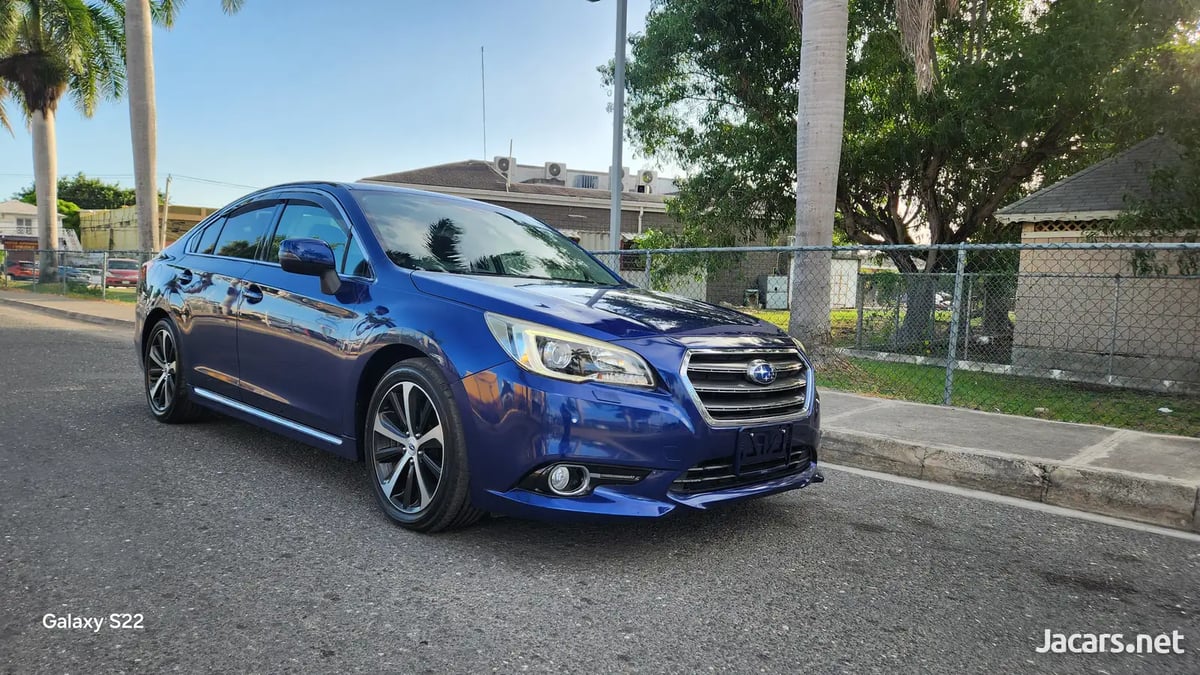 2015 SUBARU Legacy