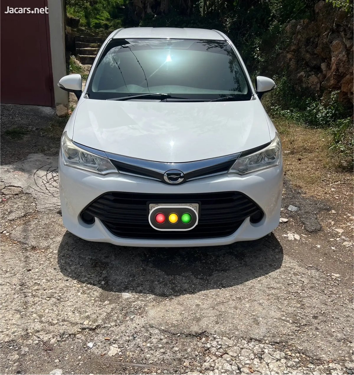 2016 TOYOTA Axio