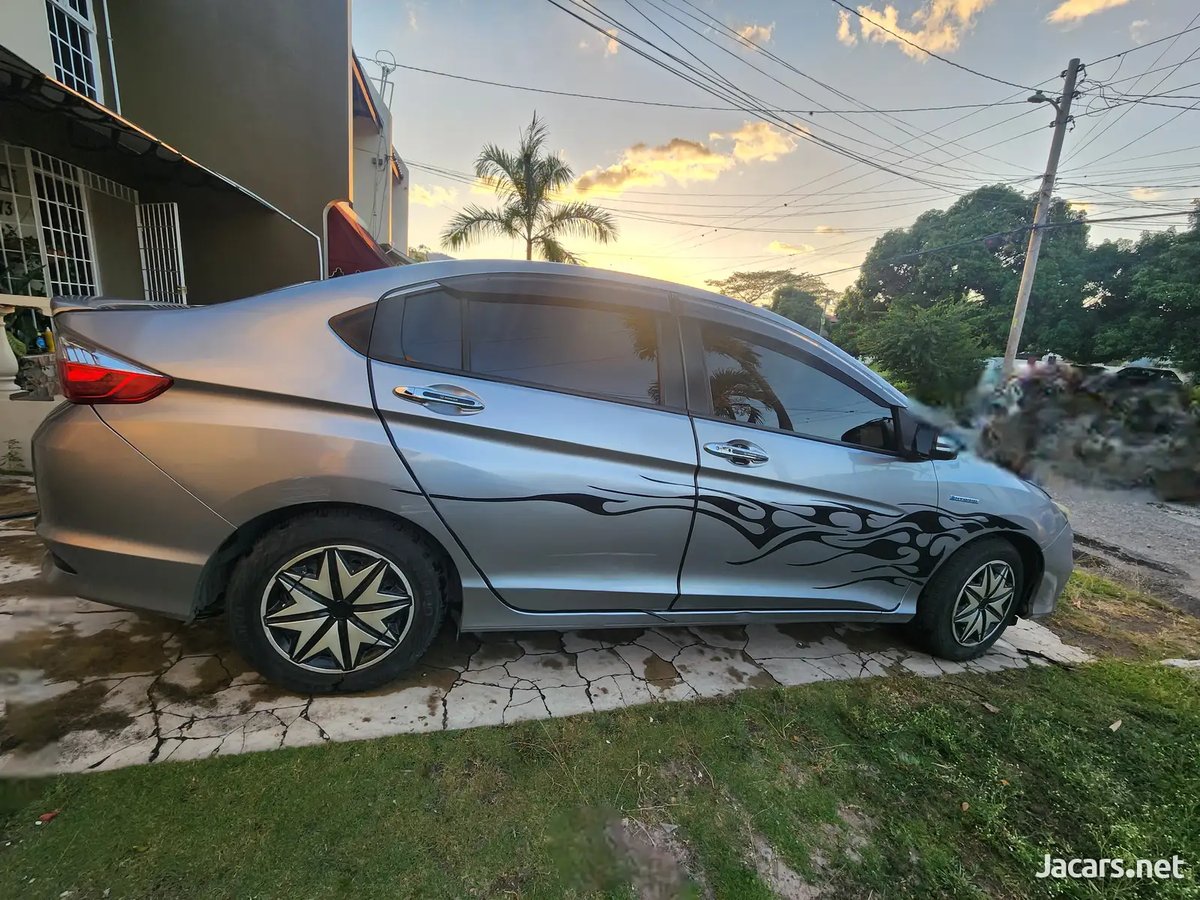2018 HONDA Grace