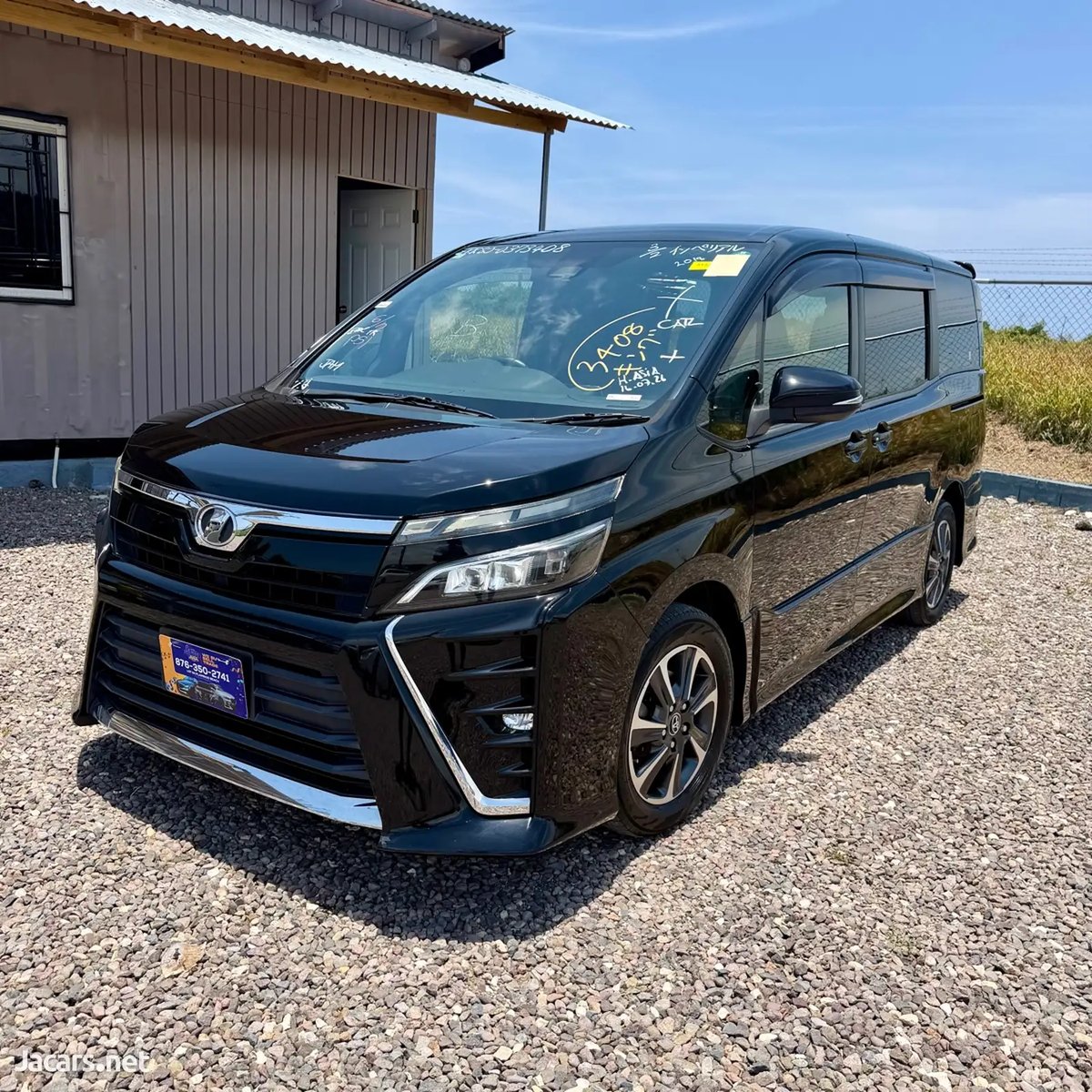 2018 TOYOTA Voxy