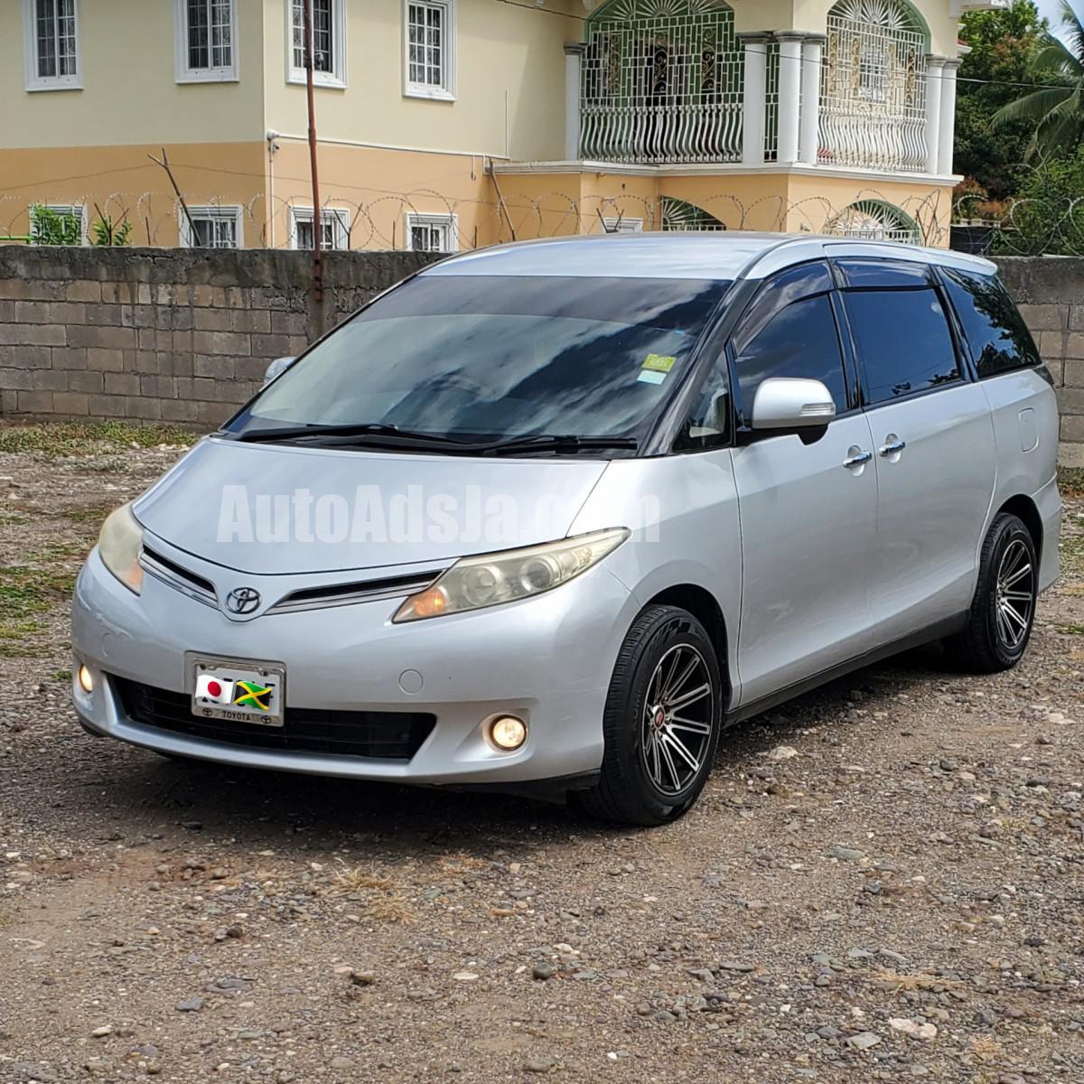 2012 TOYOTA ESTIMA