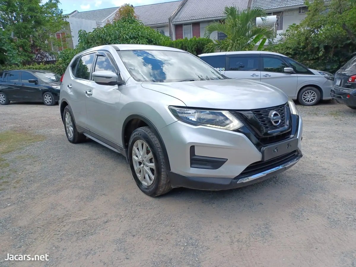 2019 NISSAN X-Trail