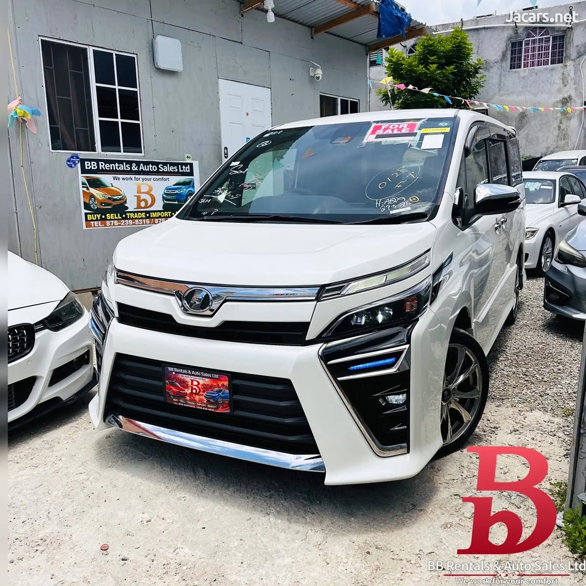 2018 TOYOTA Voxy