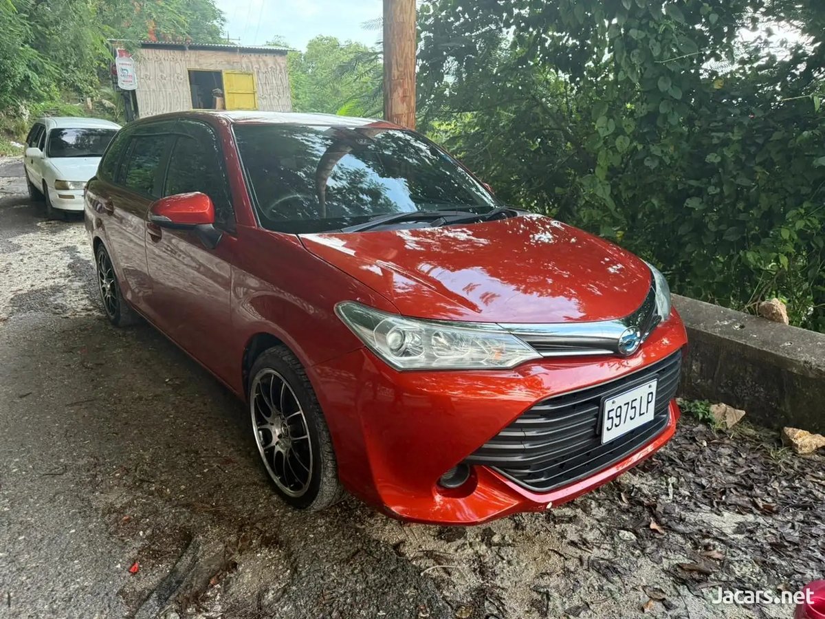 2016 TOYOTA Fielder
