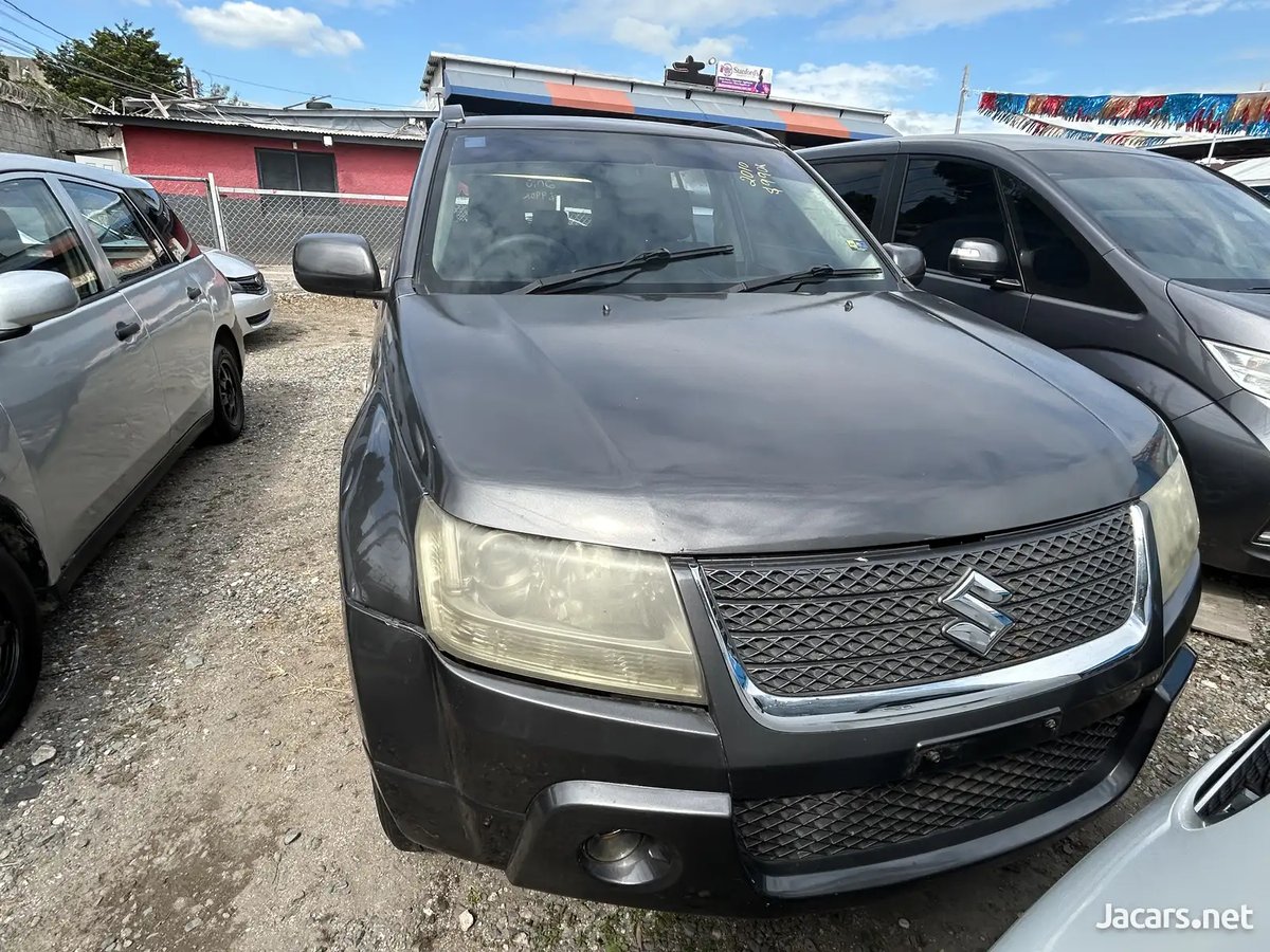 2010 SUZUKI Grand
