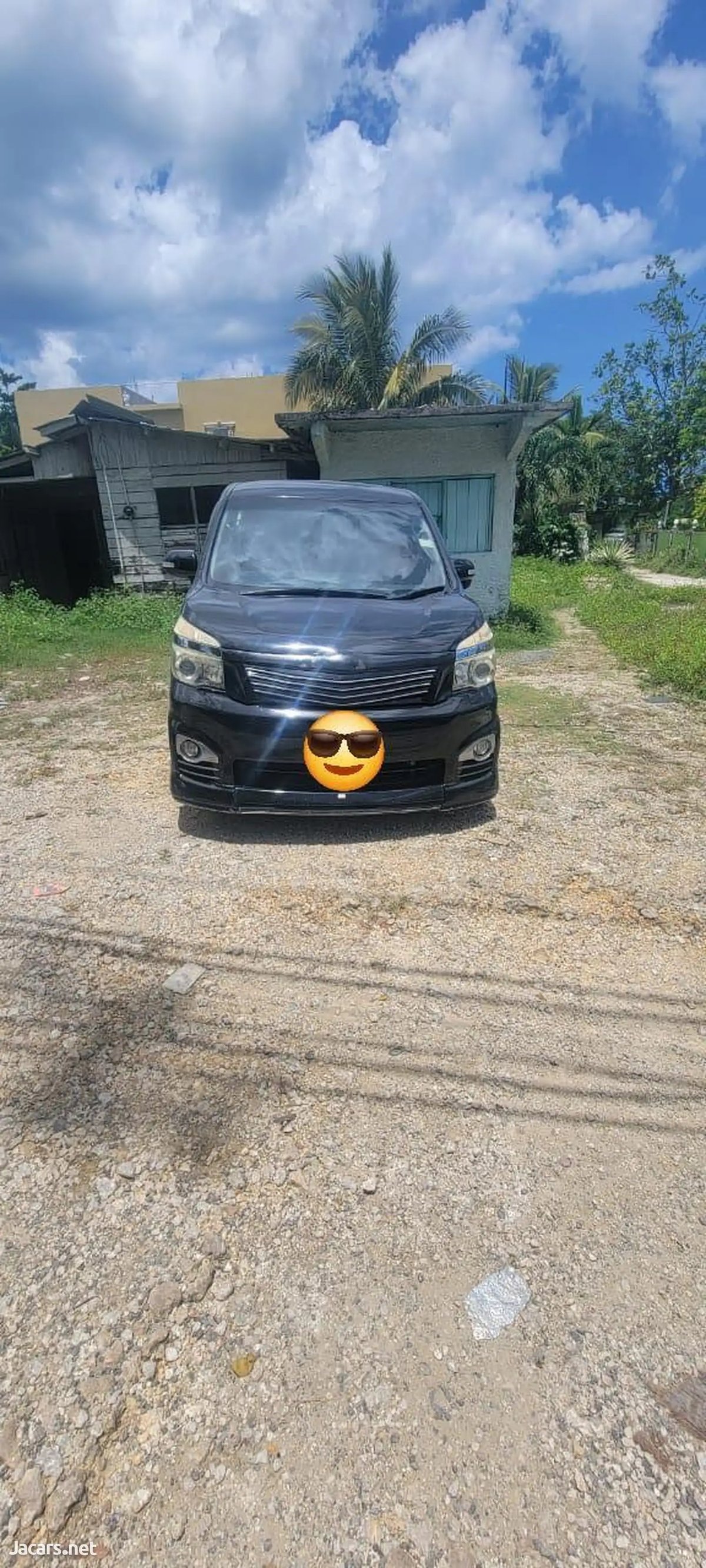 2013 TOYOTA Voxy