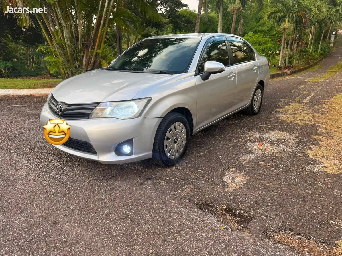 2012 TOYOTA Axio