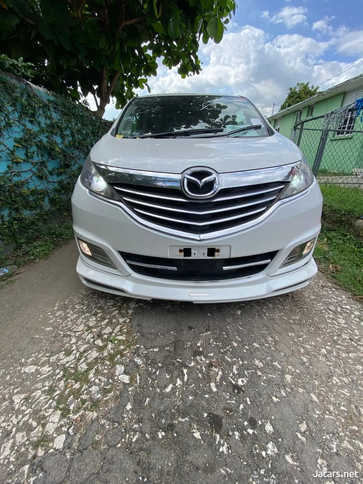 2016 MAZDA Biante