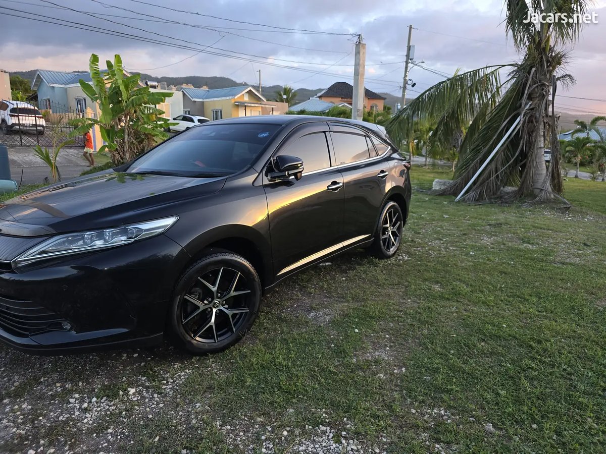2019 TOYOTA Harrier