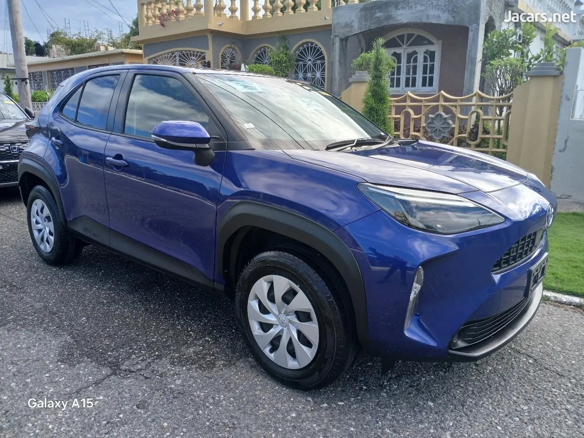 2021 TOYOTA Yaris