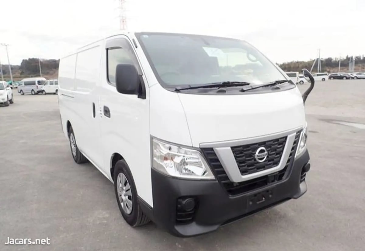 2020 NISSAN NV350