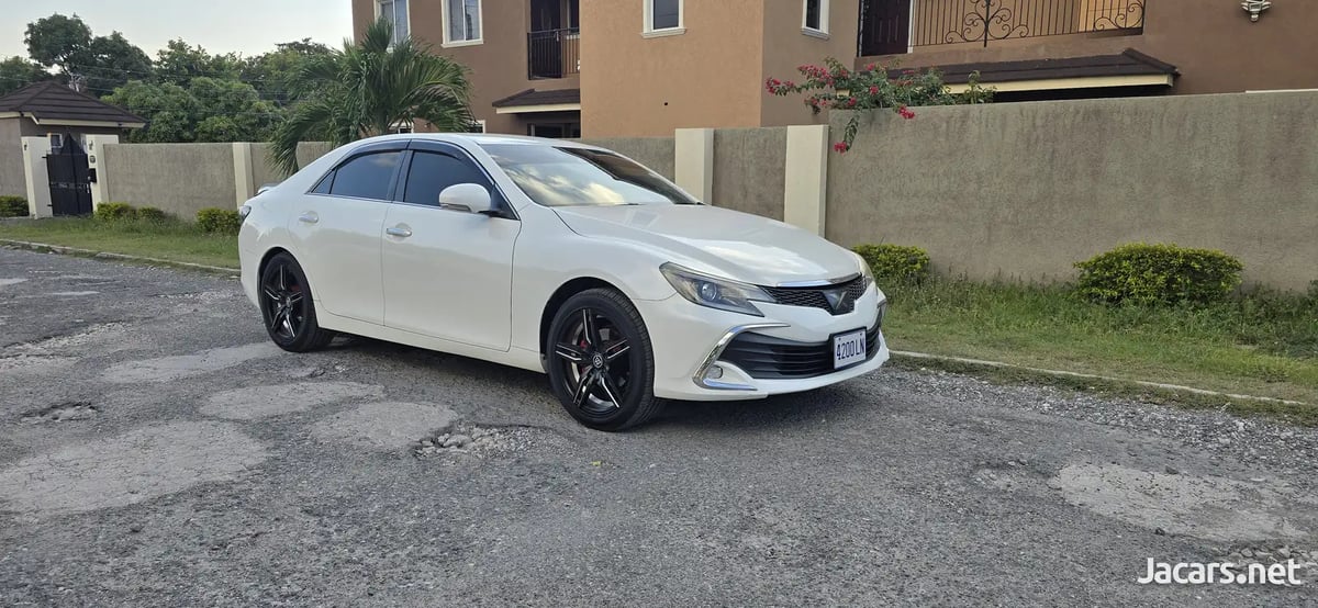 2018 TOYOTA Mark
