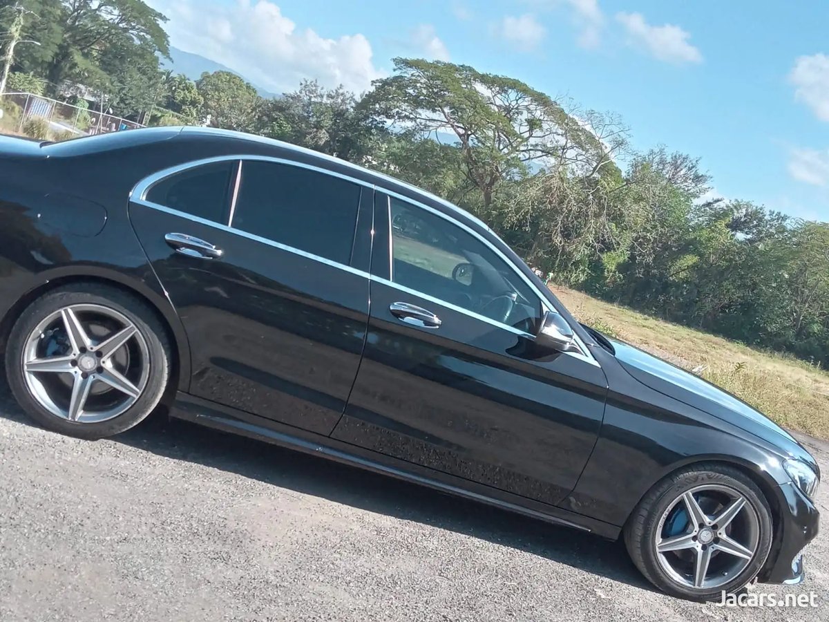 2015 Mercedes-Benz C-Class