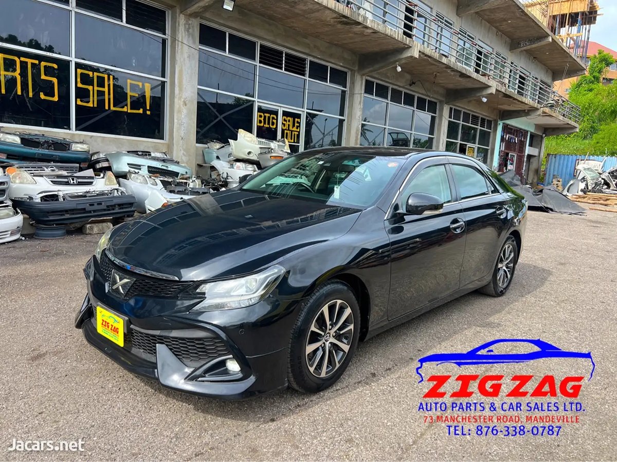 2017 TOYOTA Mark
