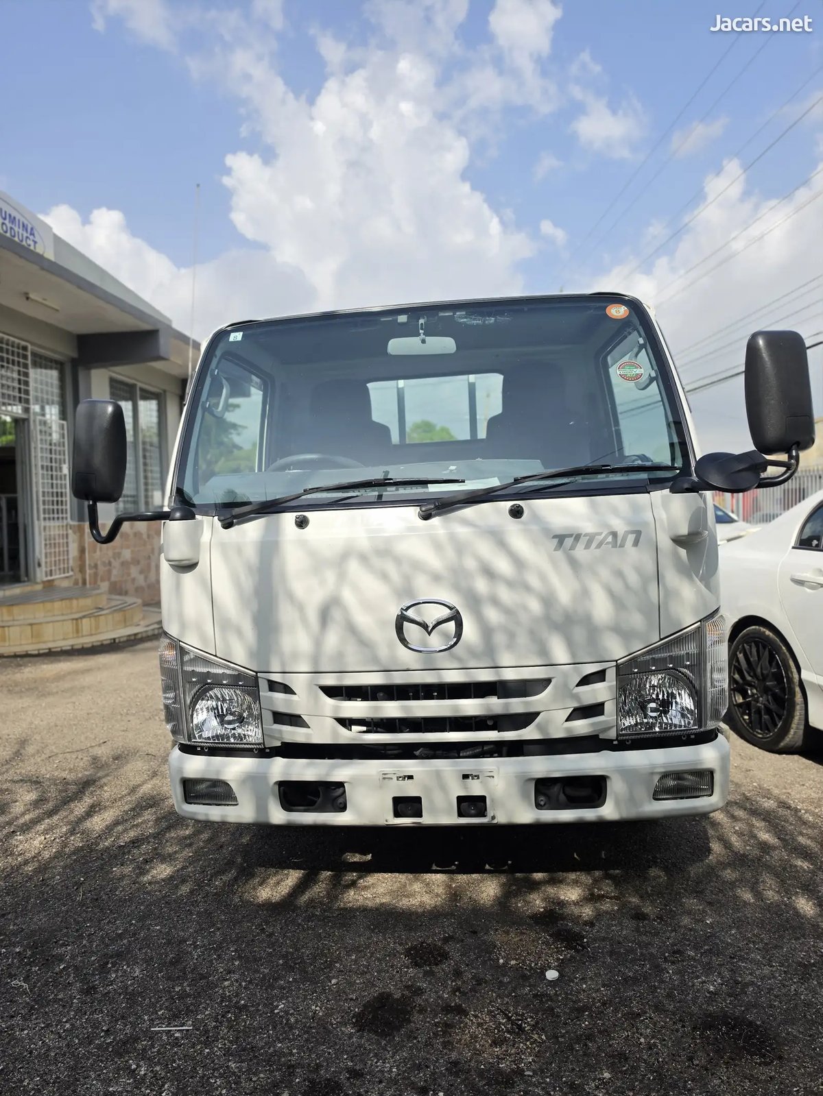 2018 MAZDA Titan