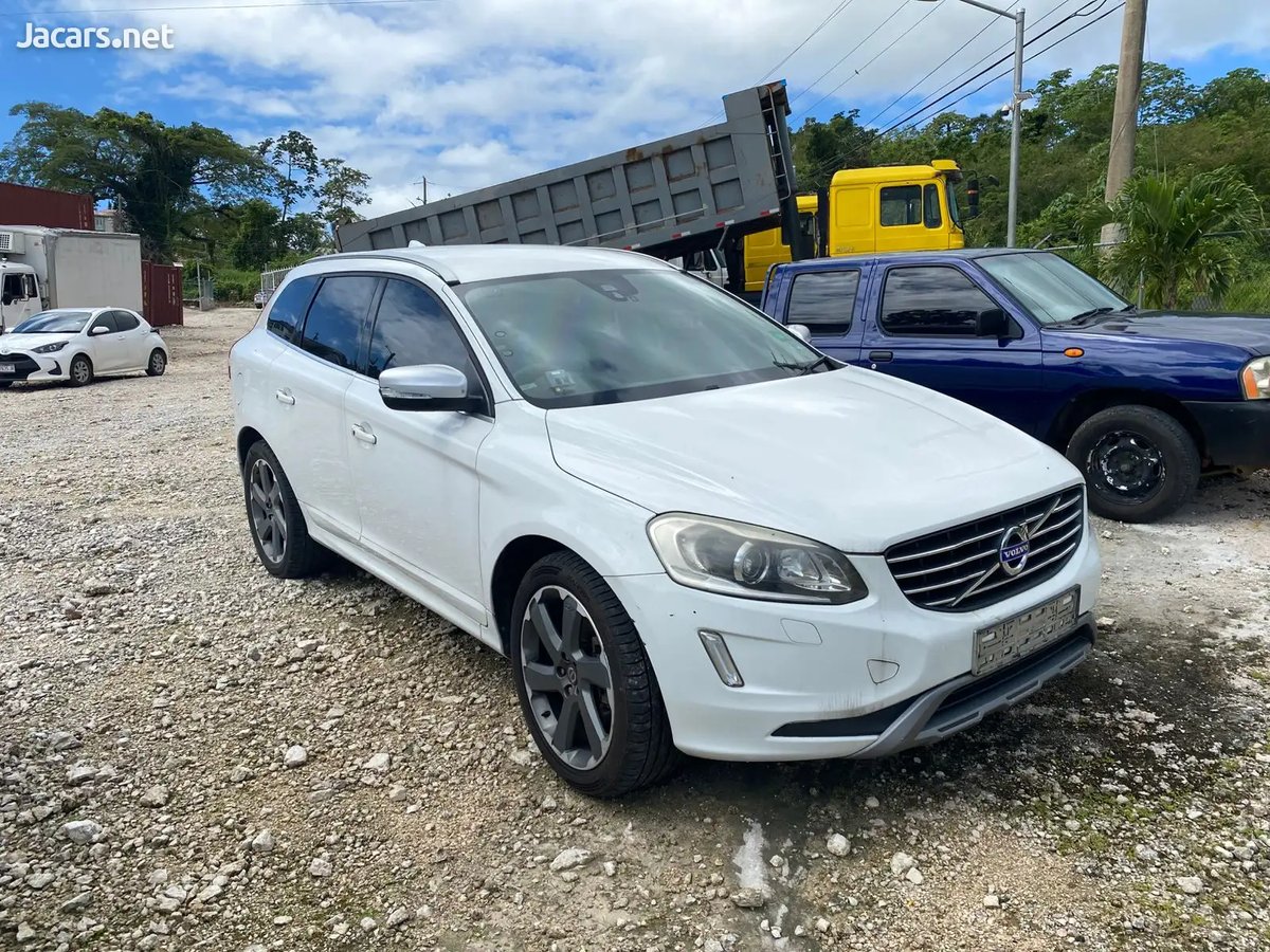 2014 VOLVO XC60