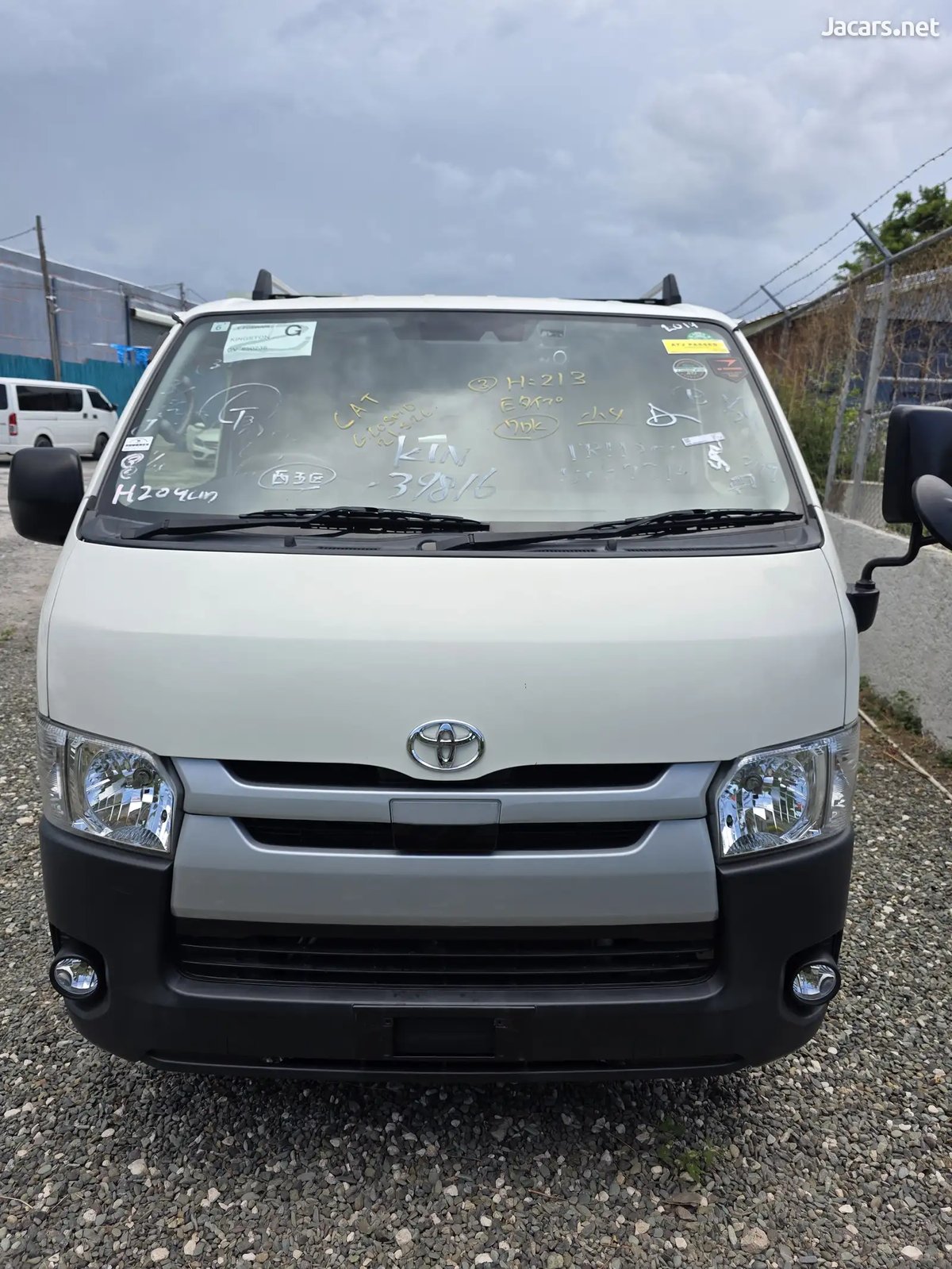 2019 TOYOTA Hiace
