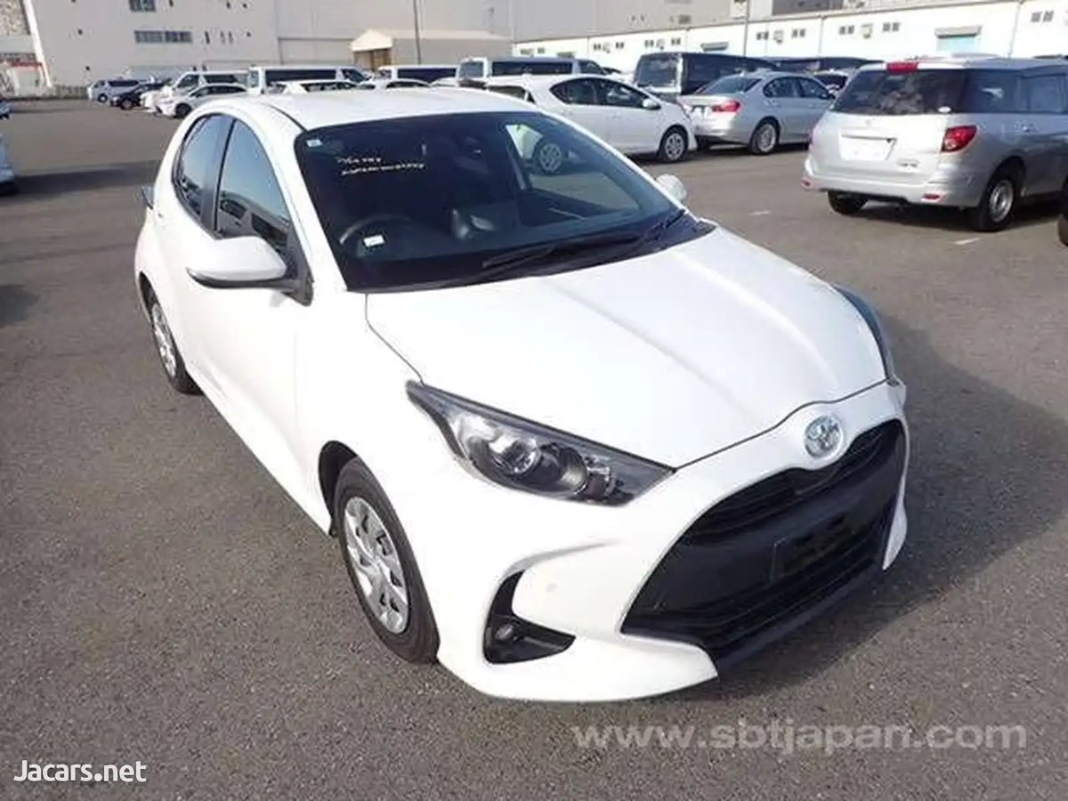 2021 TOYOTA Yaris
