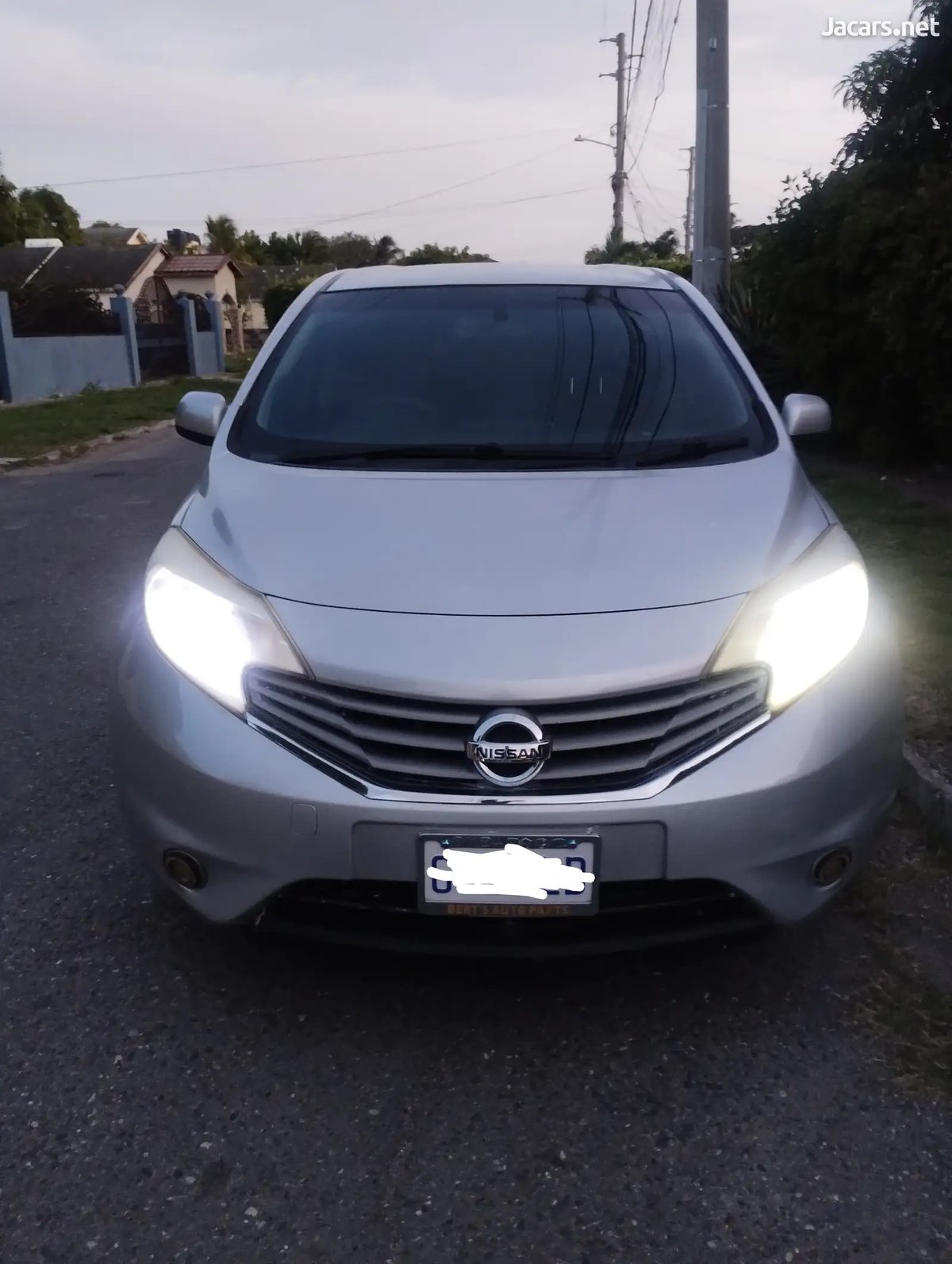 2013 NISSAN Note