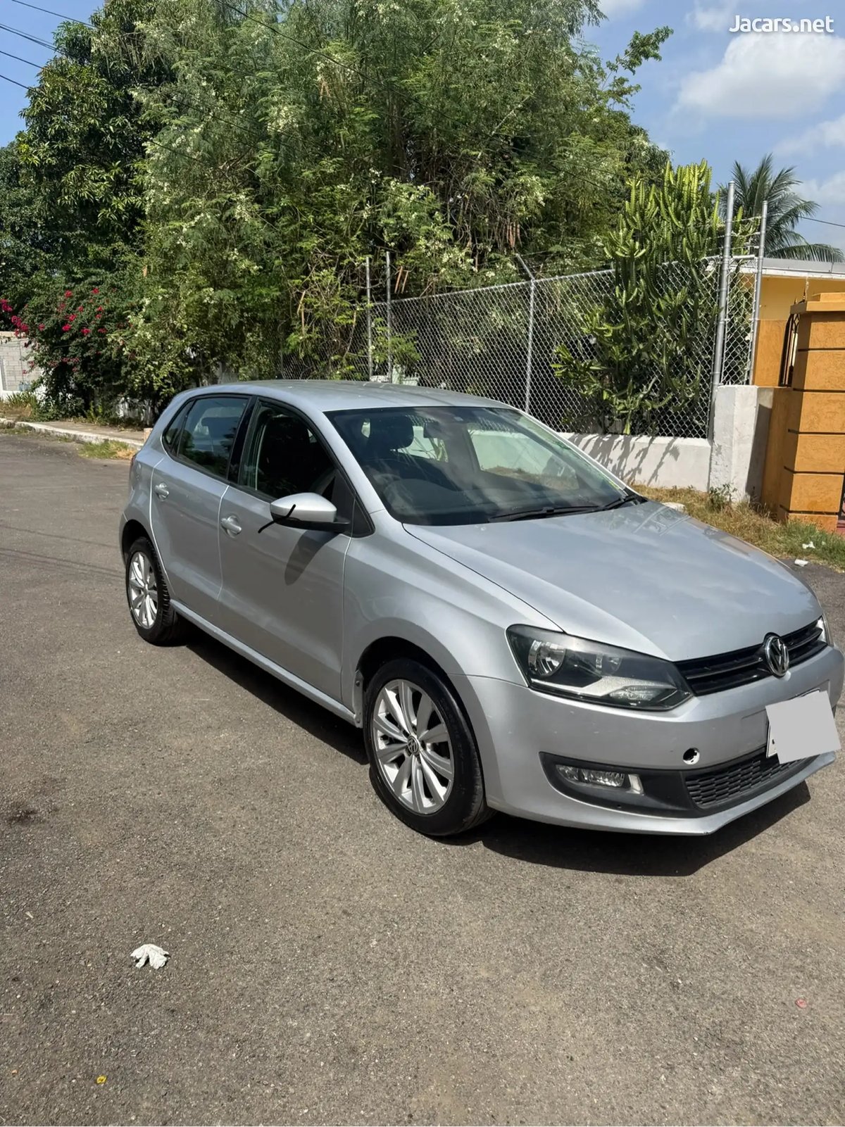 2014 VOLKSWAGEN Polo