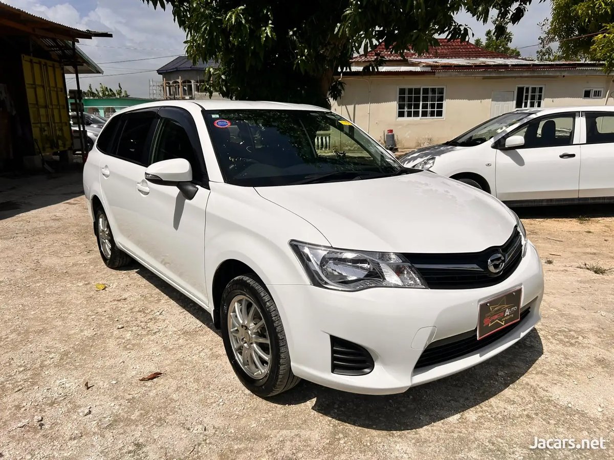 2015 TOYOTA Fielder