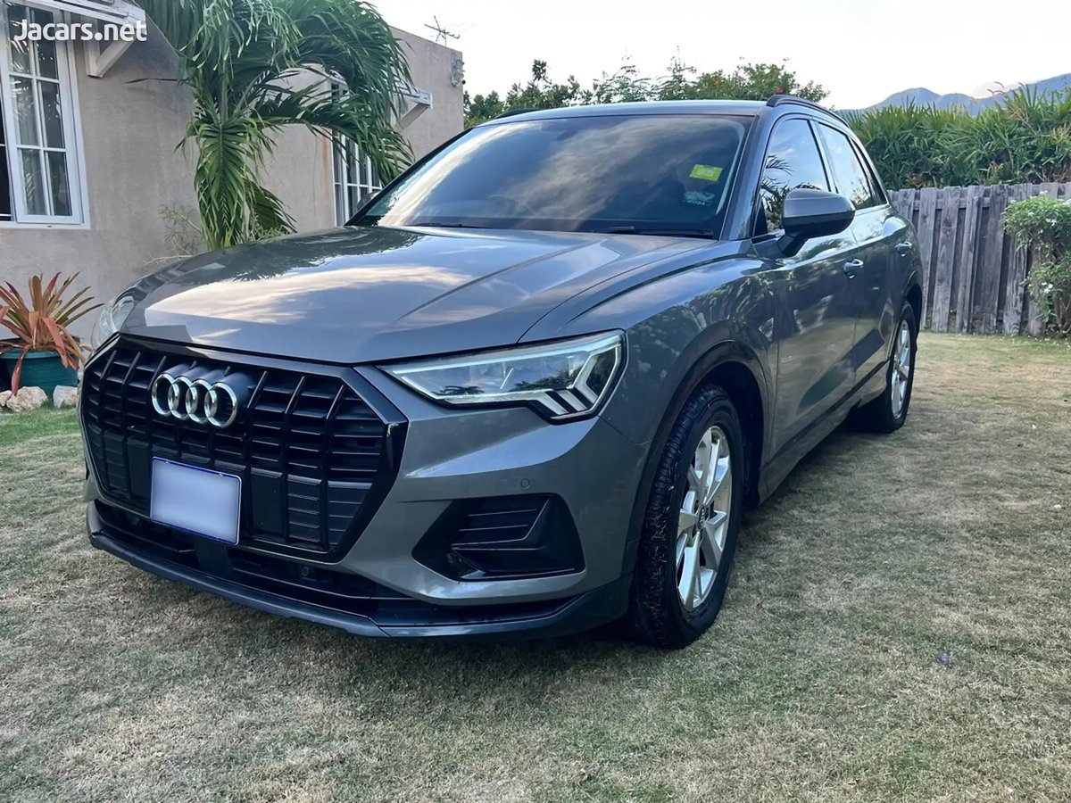 2020 AUDI Q3