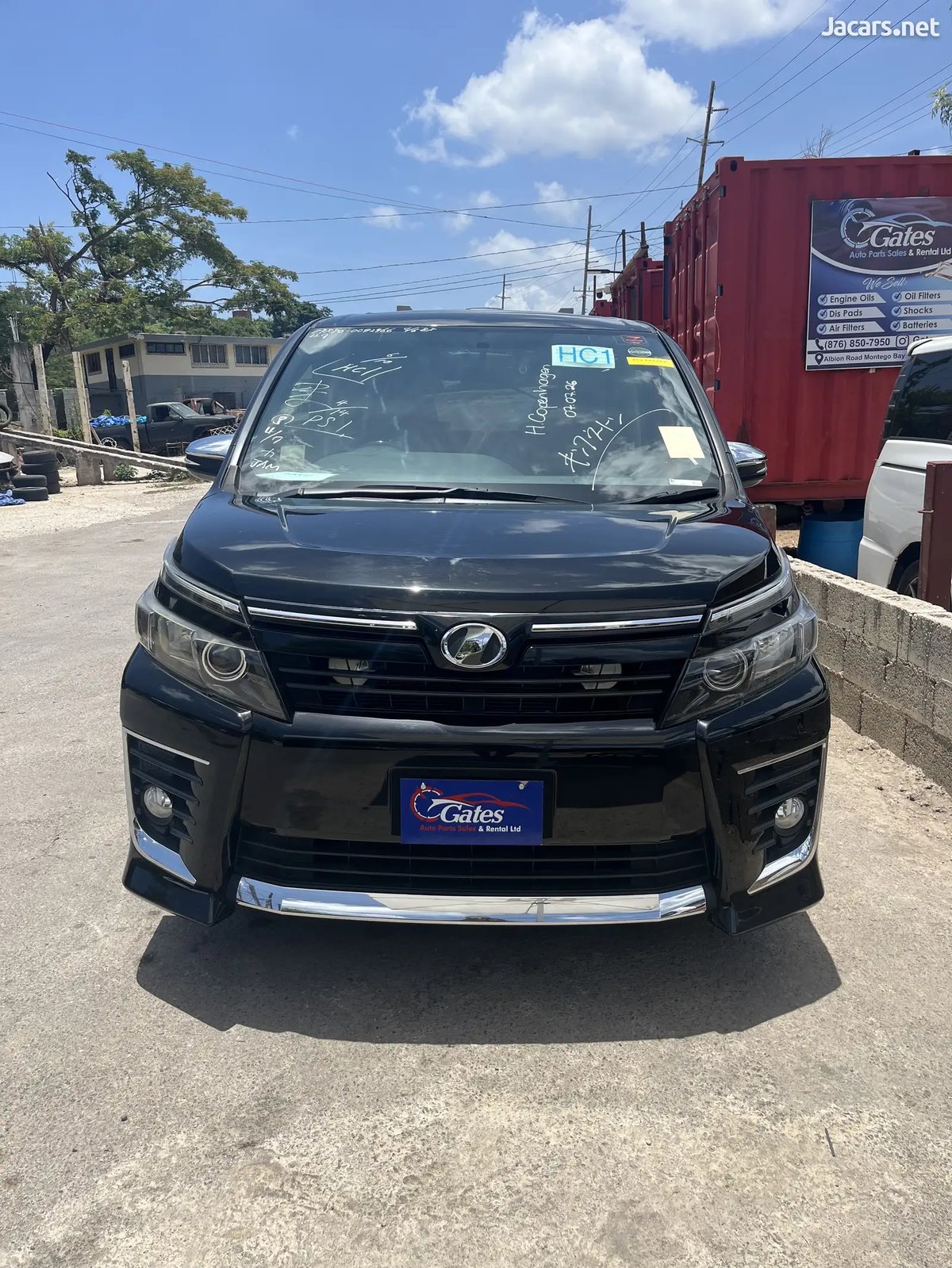 2014 TOYOTA Voxy