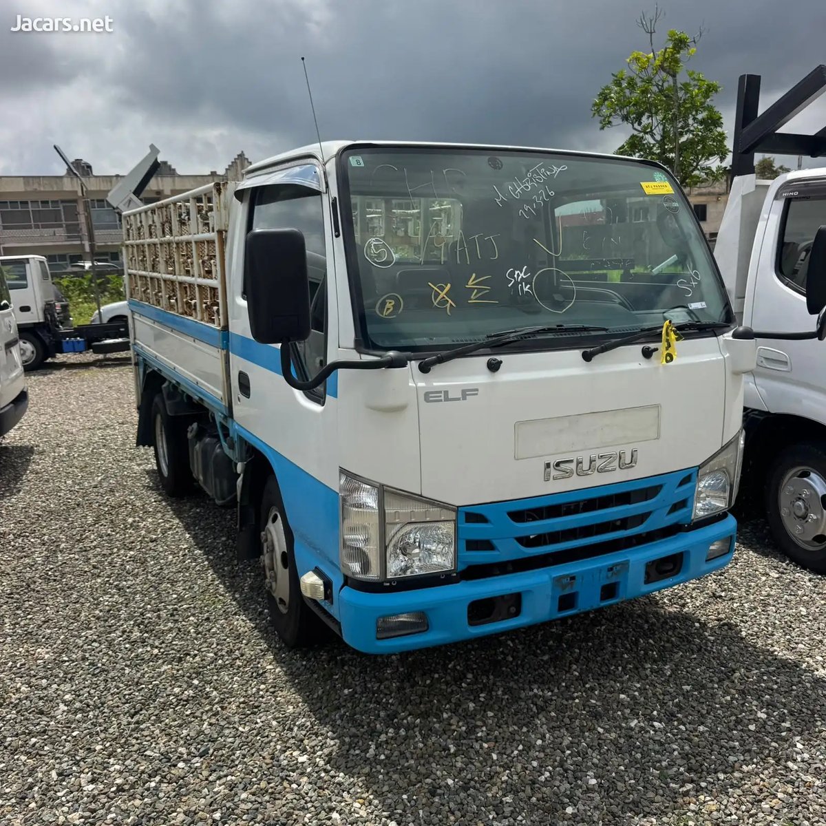 2015 ISUZU Elf