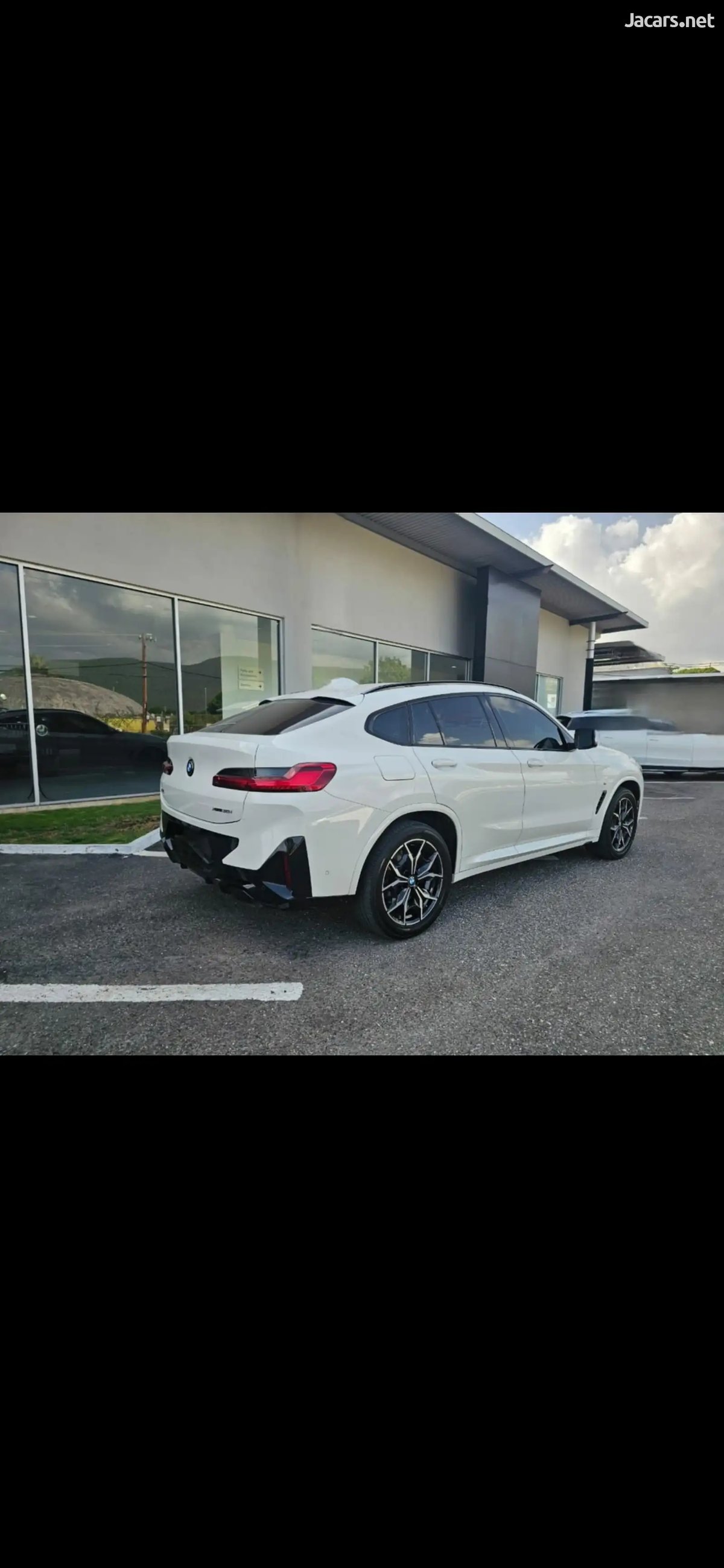 2024 BMW X4