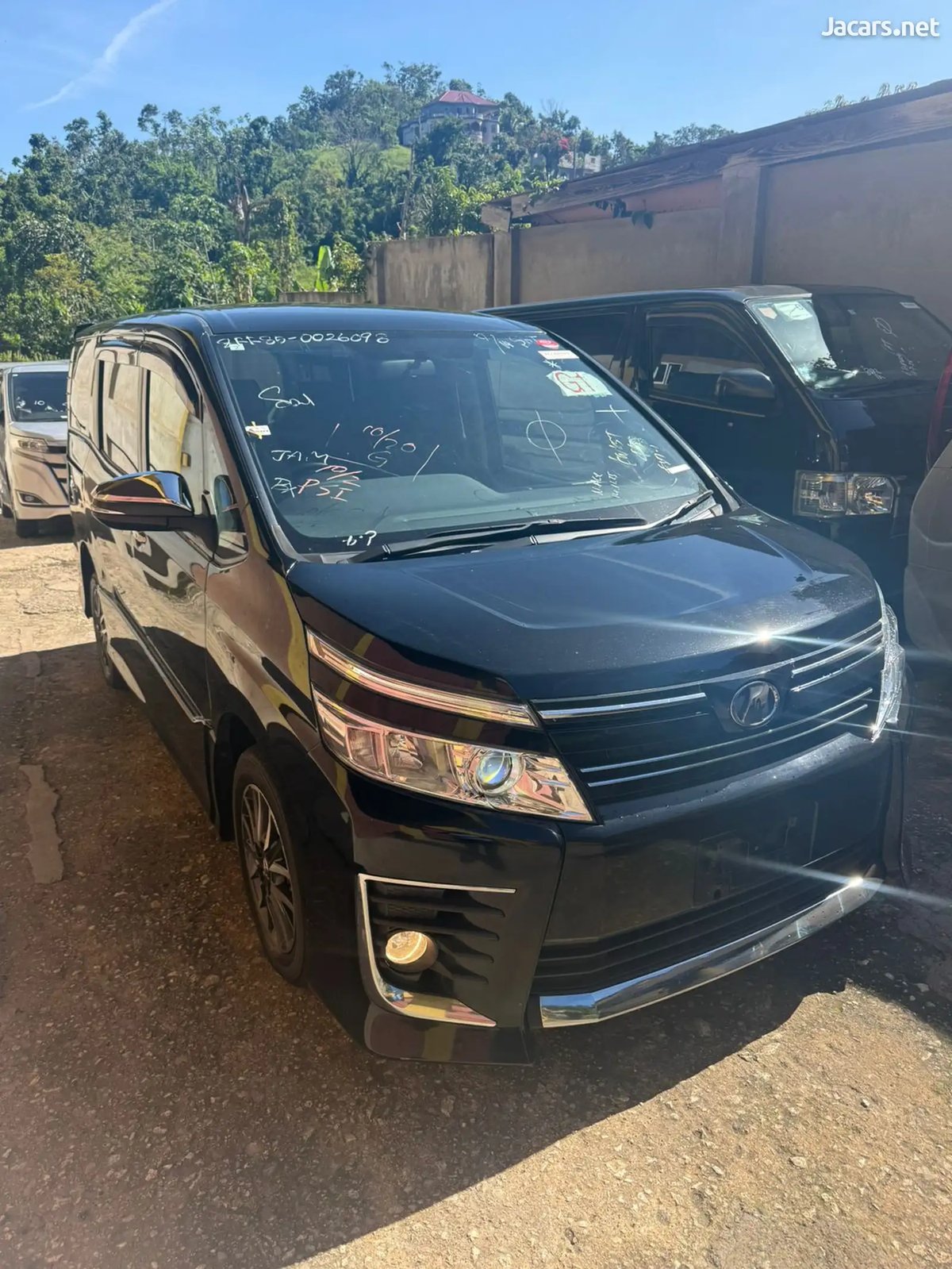 2015 TOYOTA Voxy
