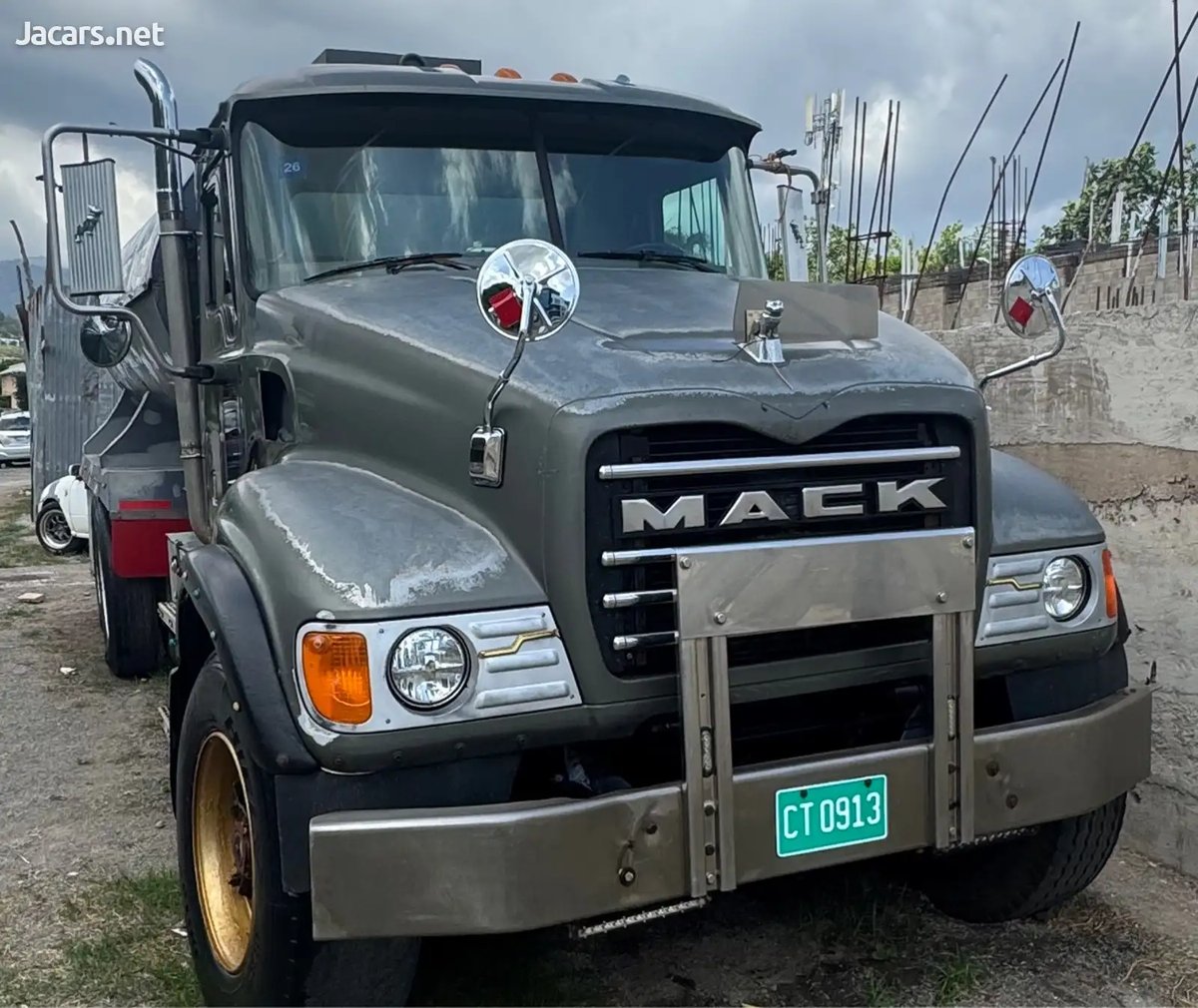 2003 MACK Water