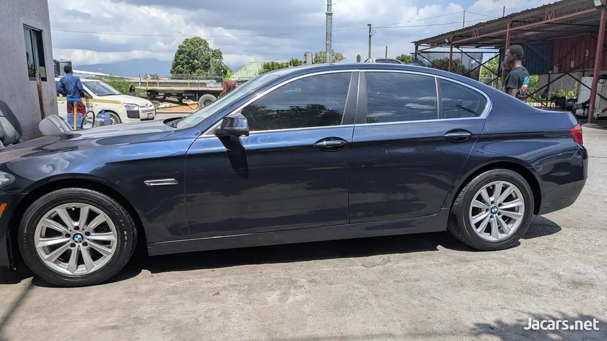 2016 BMW 5-Series